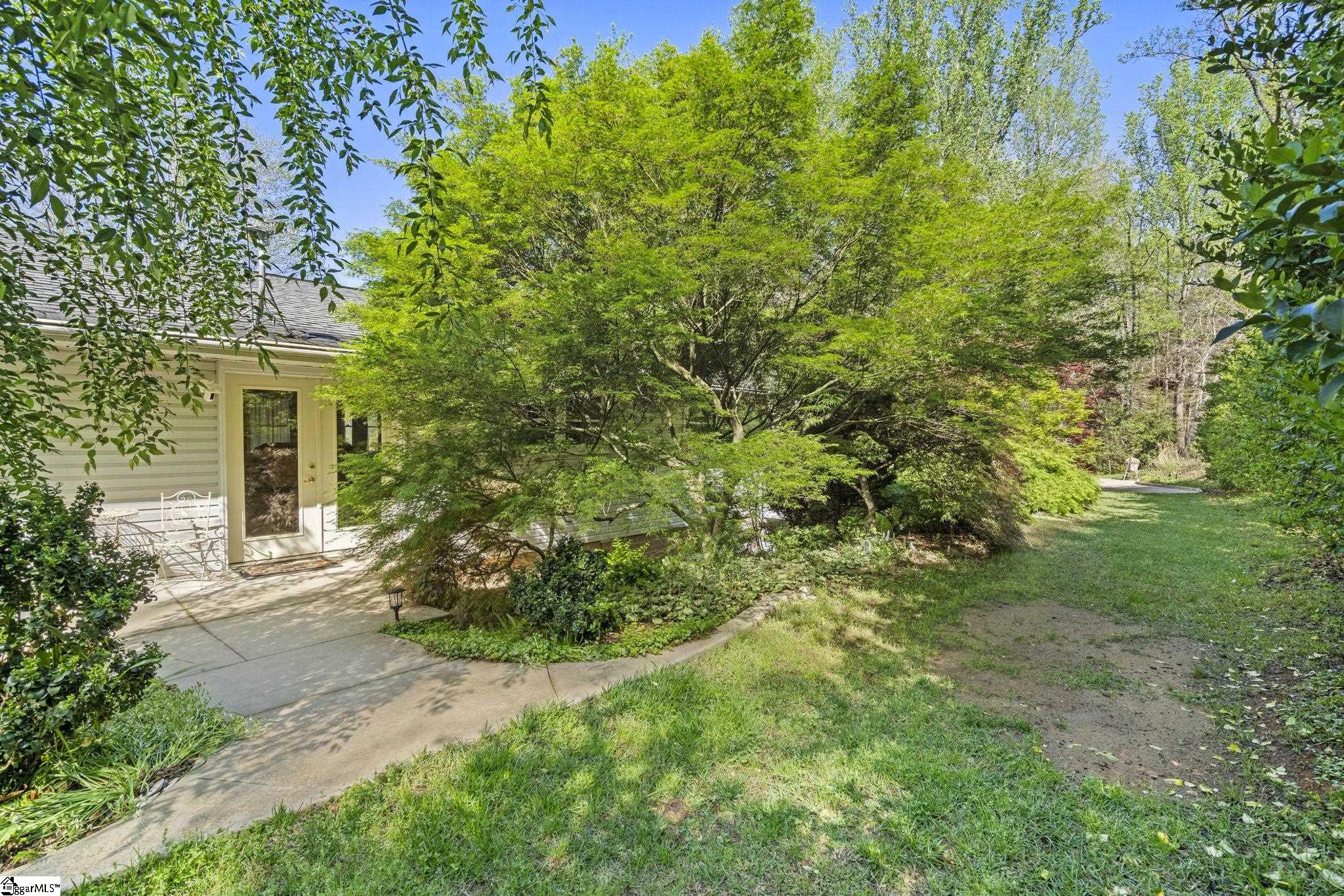 41 Lake Ridge Drive Greenville, SC 29611