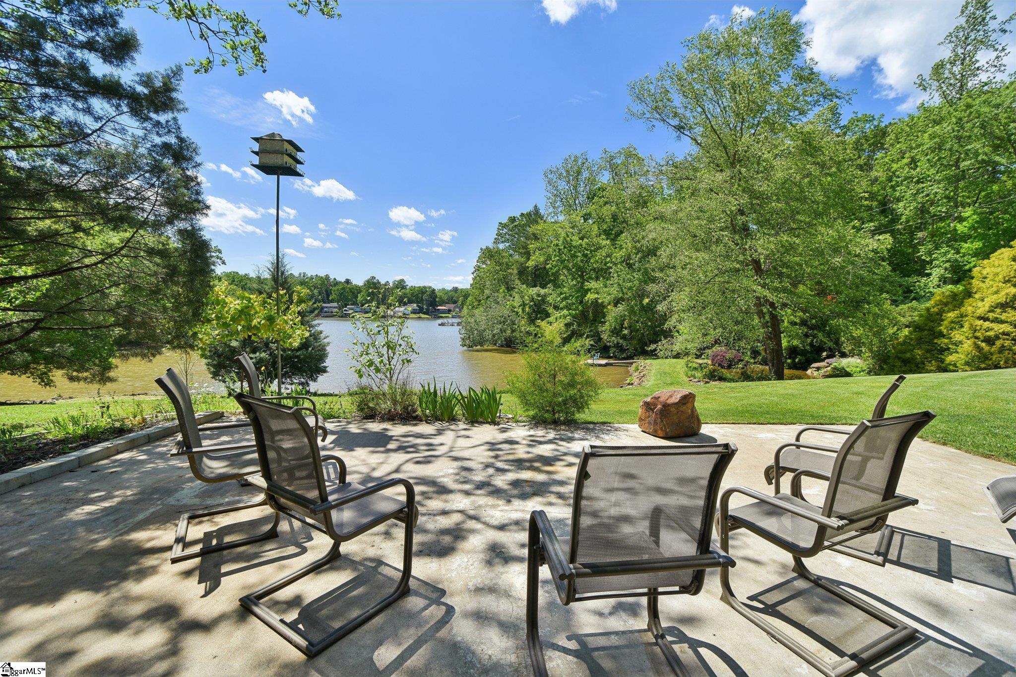 41 Lake Ridge Drive Greenville, SC 29611