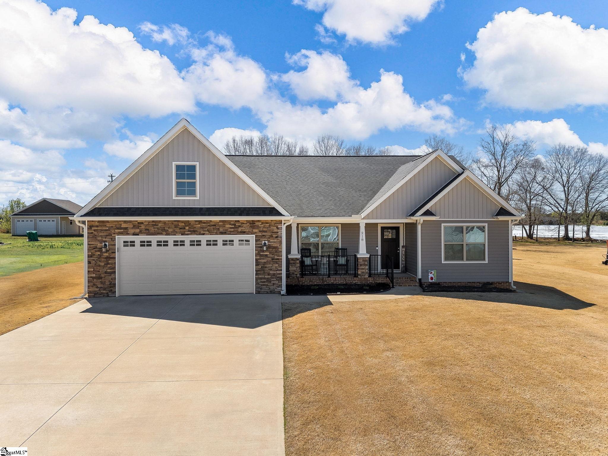 218 Little Man Drive Boiling Springs, SC 29316