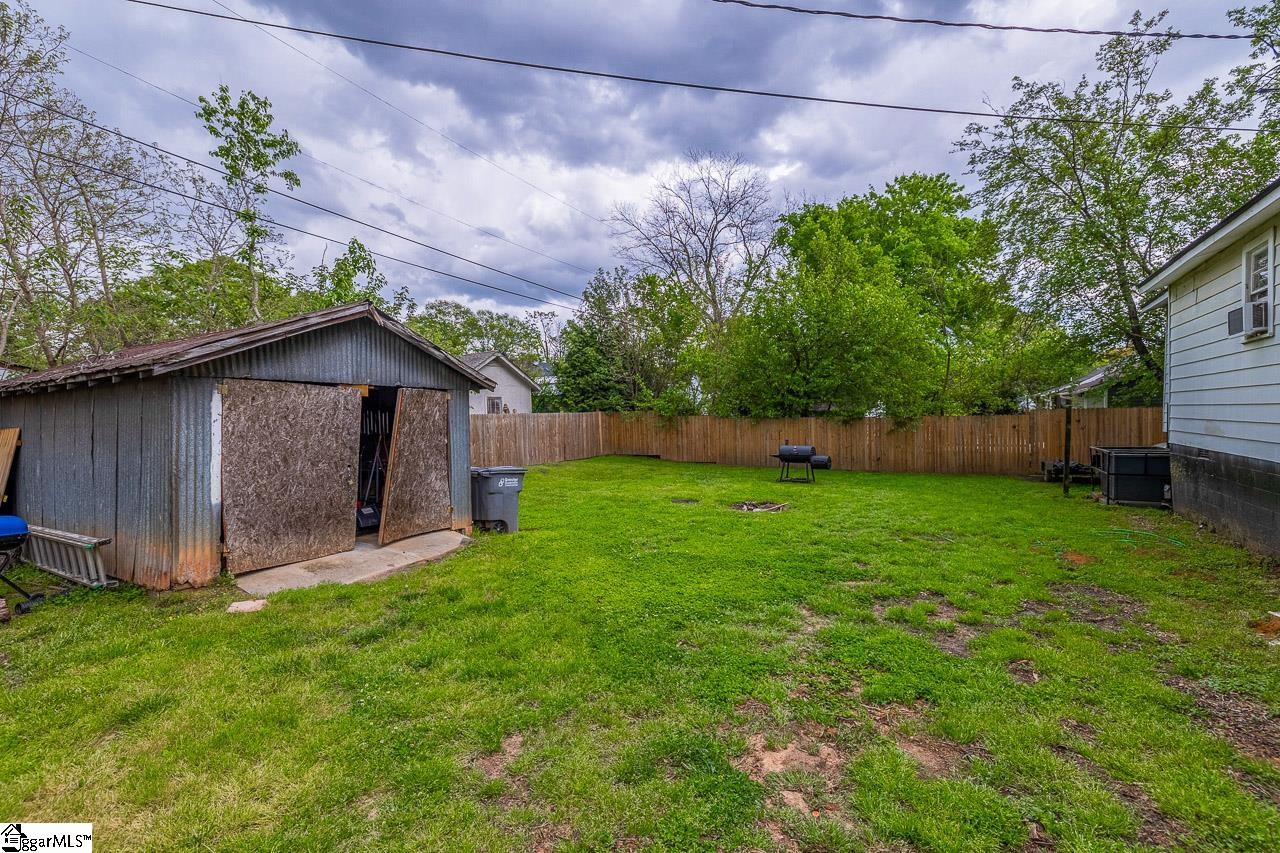 2 Woodward Street Greenville, SC 29611