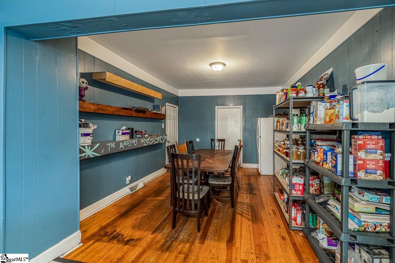 2 Woodward Street Greenville, SC 29611