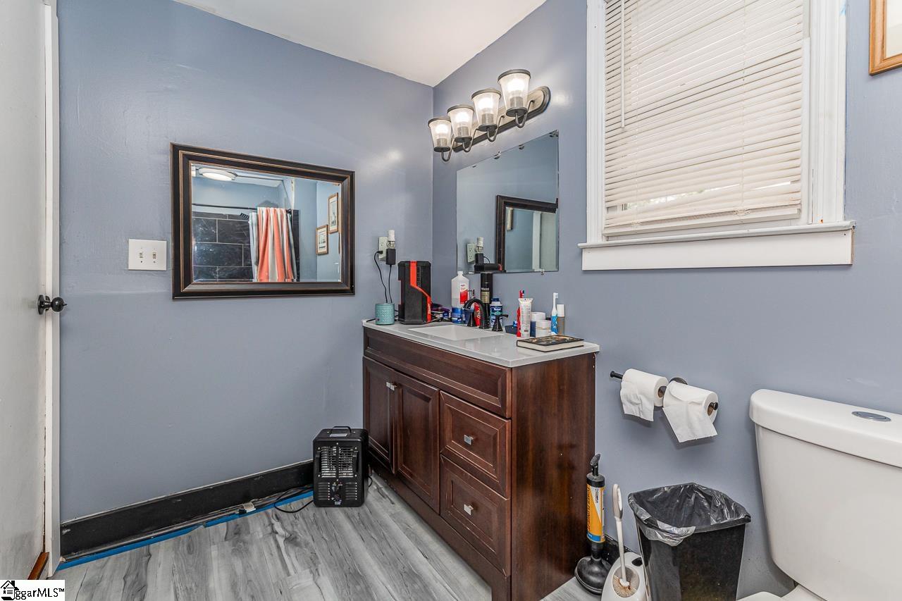 2 Woodward Street Greenville, SC 29611