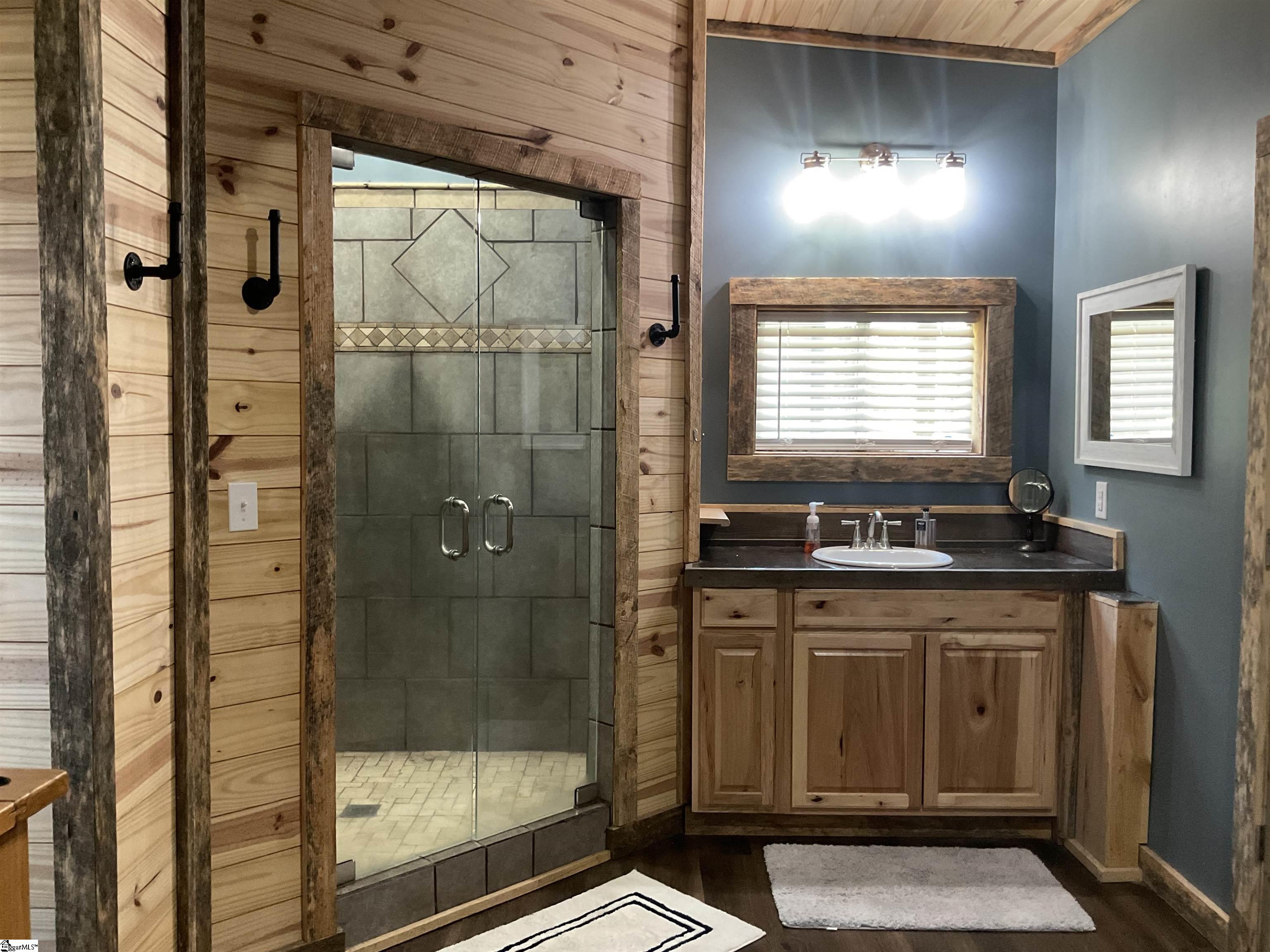 676 N Port Bass Drive Fair Play, SC 29643-2042