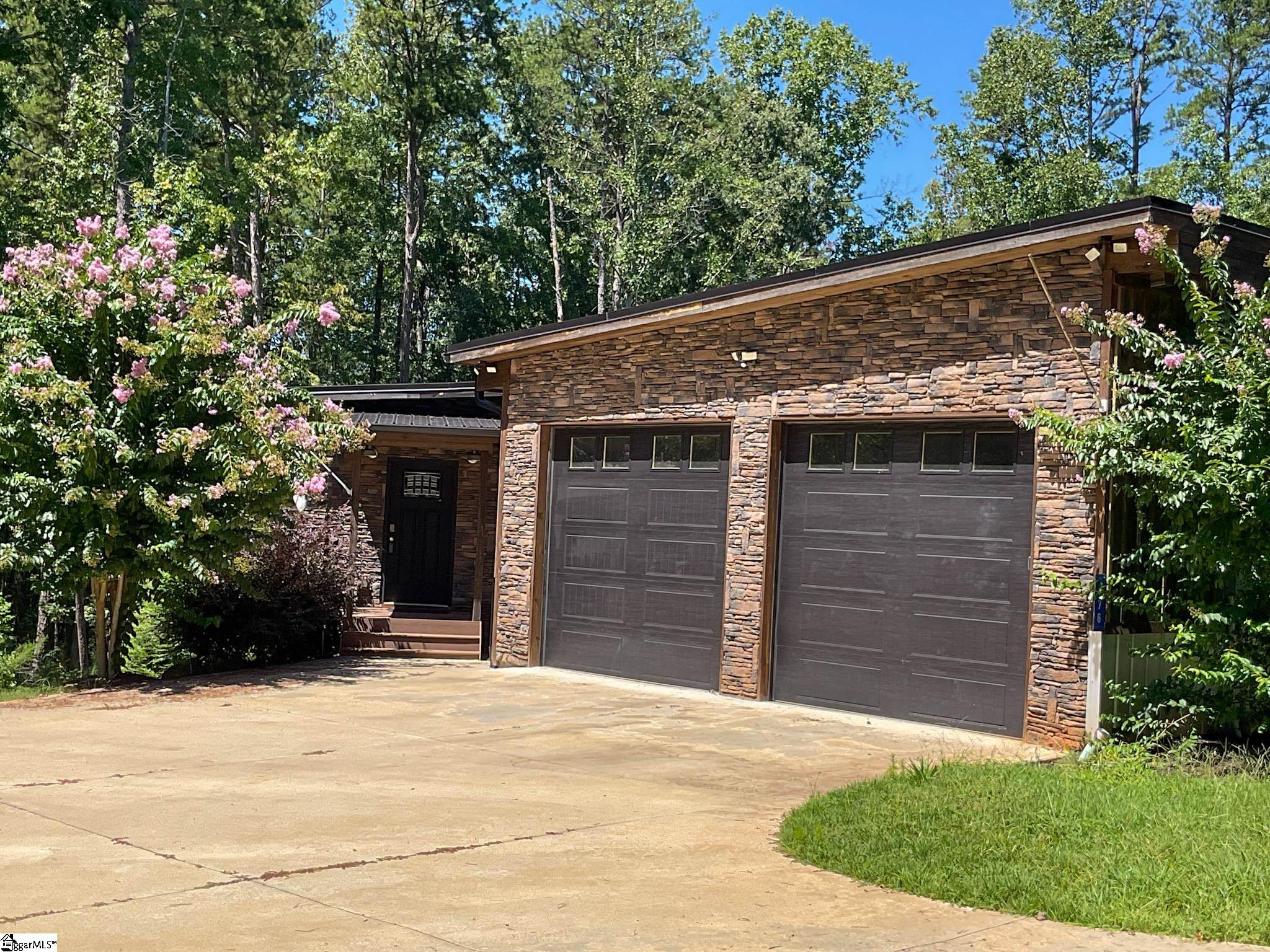 676 N Port Bass Drive Fair Play, SC 29643-2042