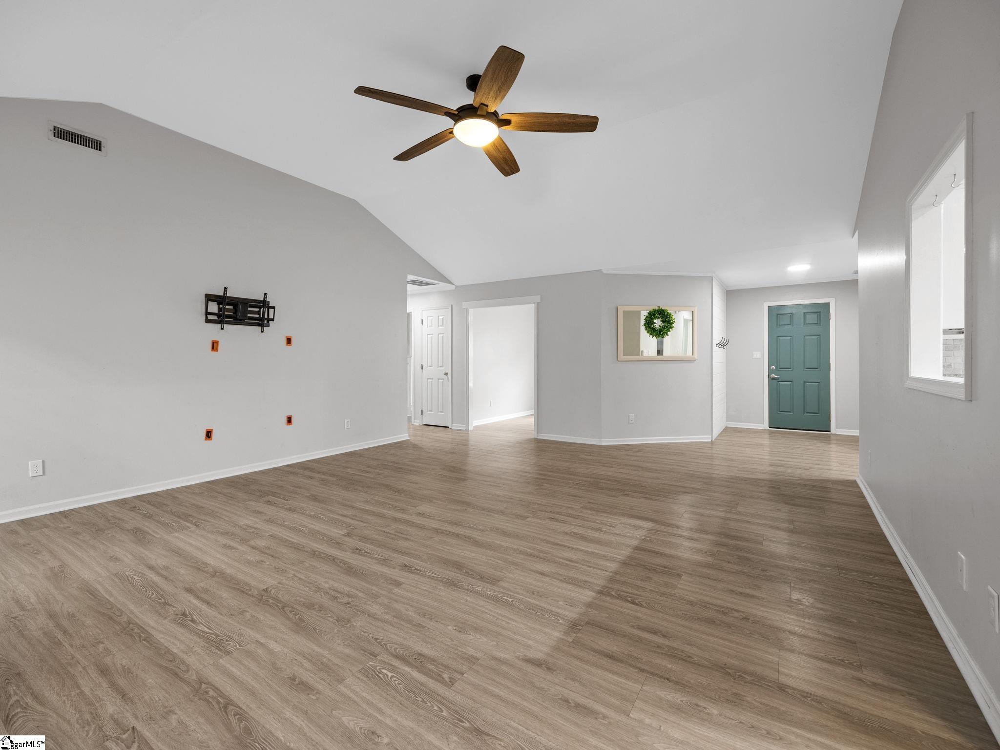 110 Miller Springs Drive Moore, SC 29369