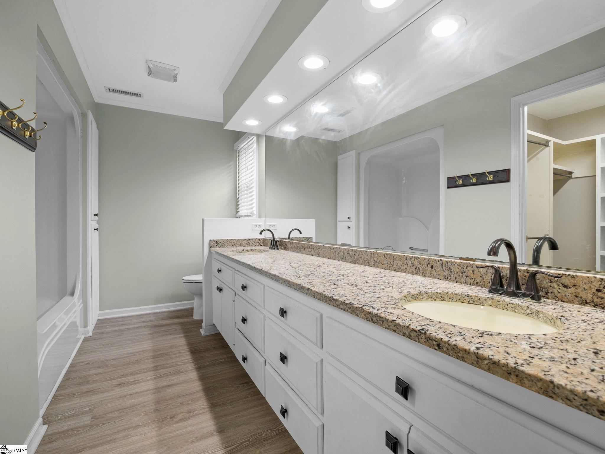110 Miller Springs Drive Moore, SC 29369