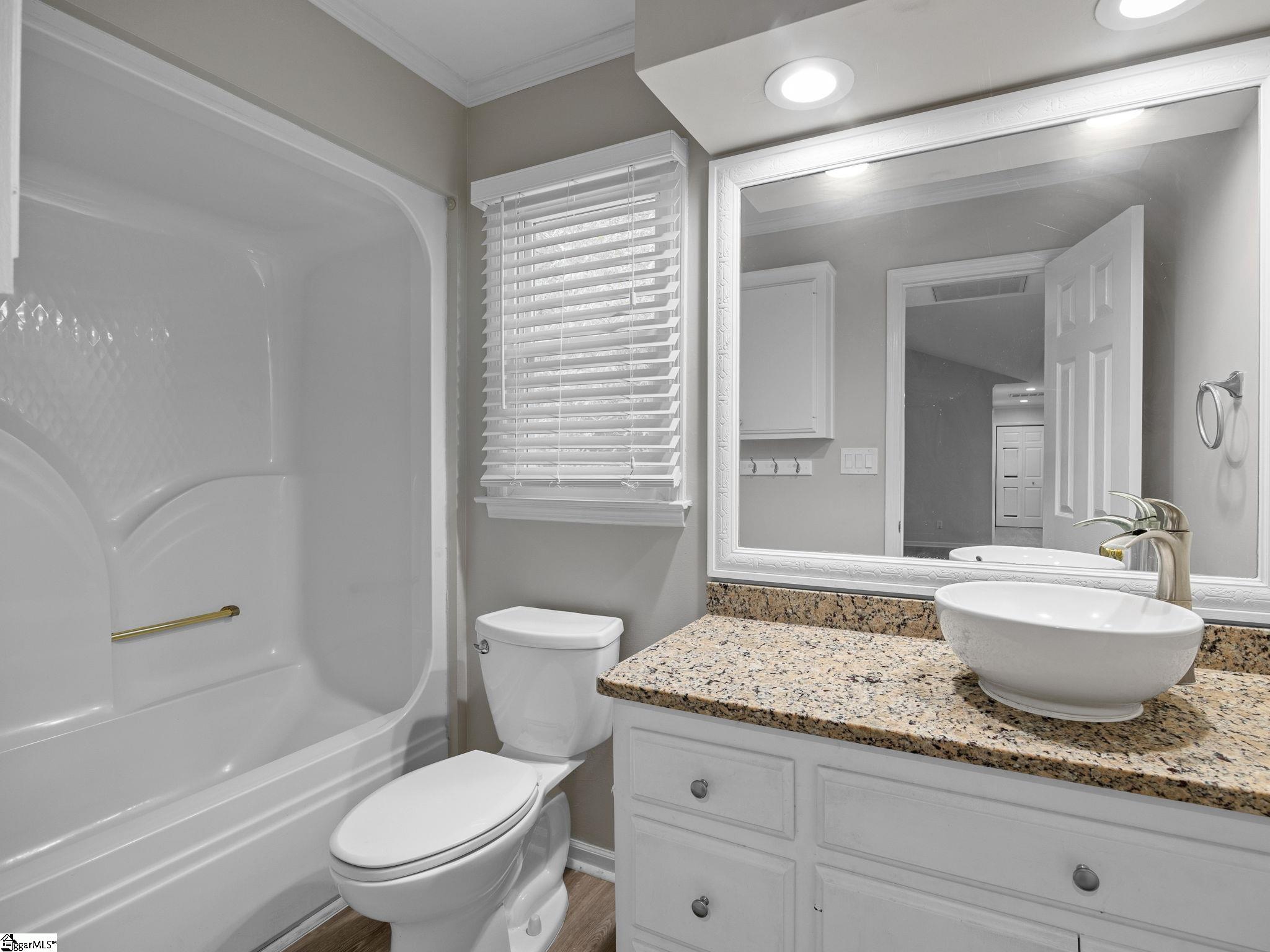 110 Miller Springs Drive Moore, SC 29369