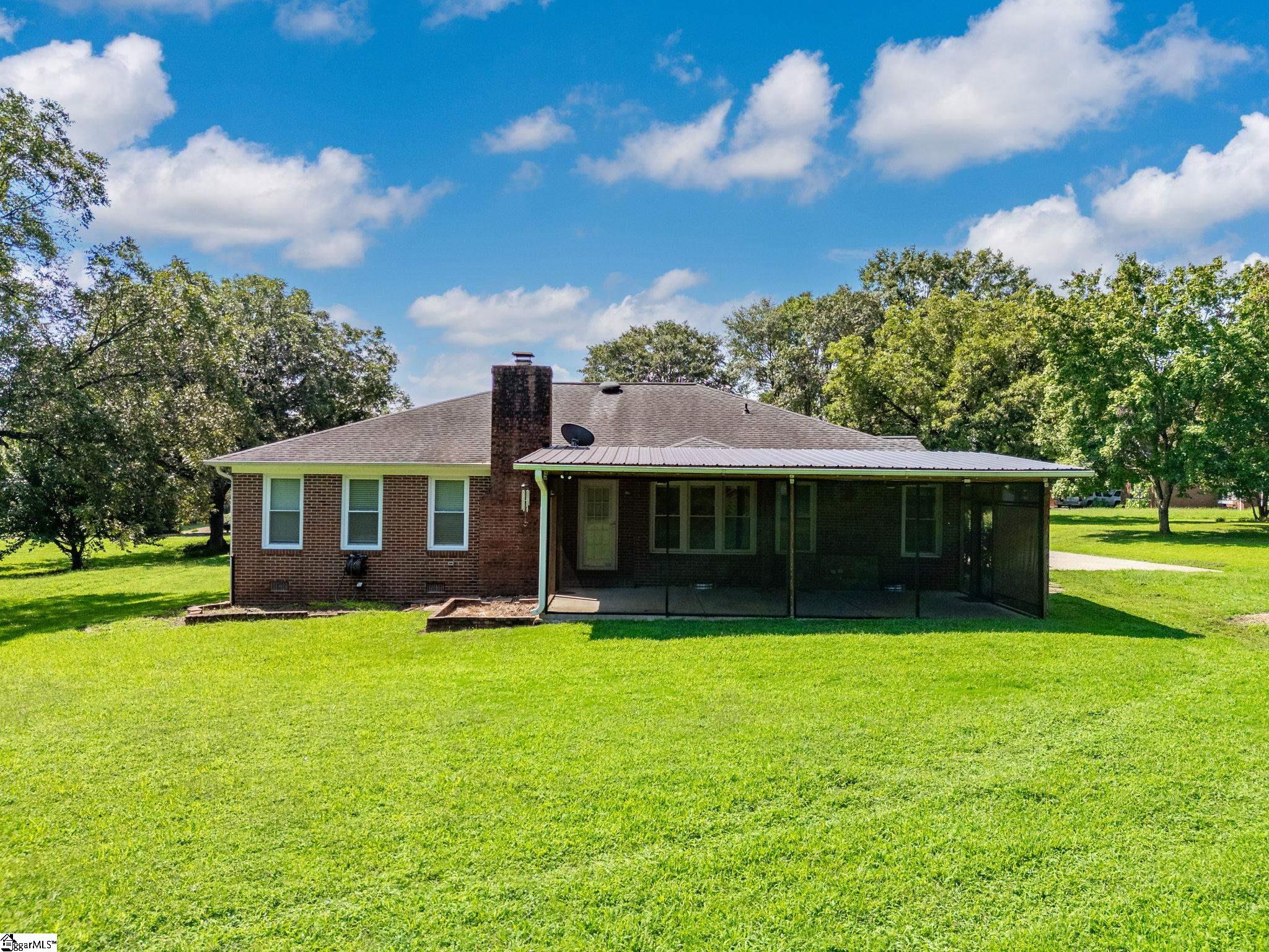 110 Miller Springs Drive Moore, SC 29369