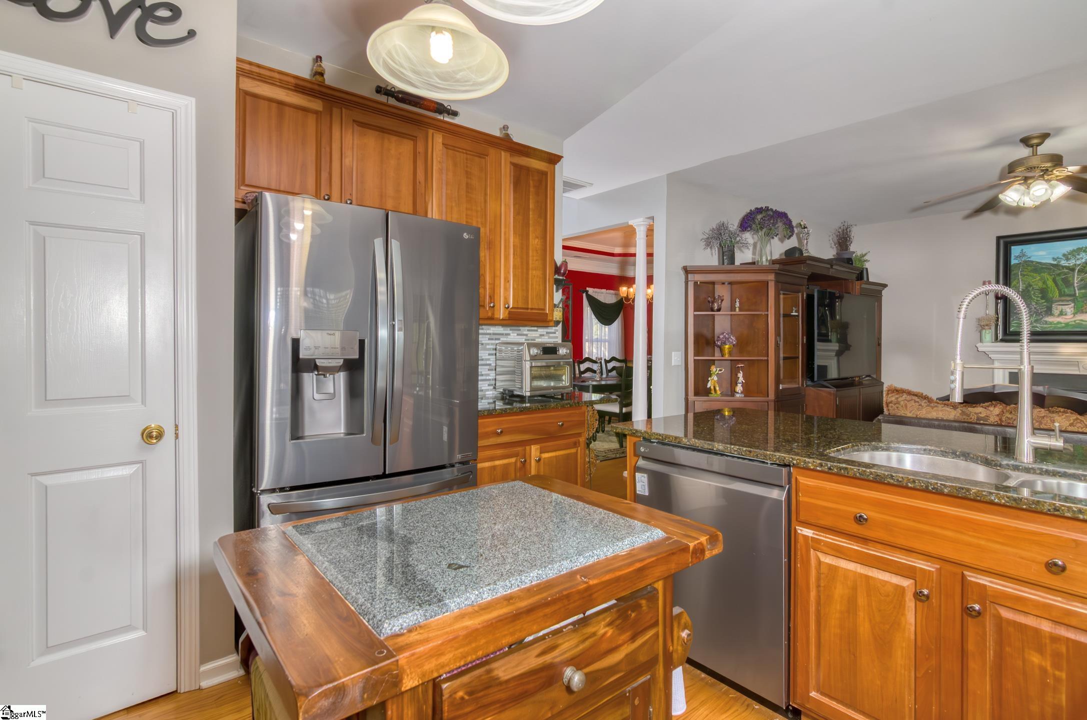 606 Greening Drive Simpsonville, SC 29681