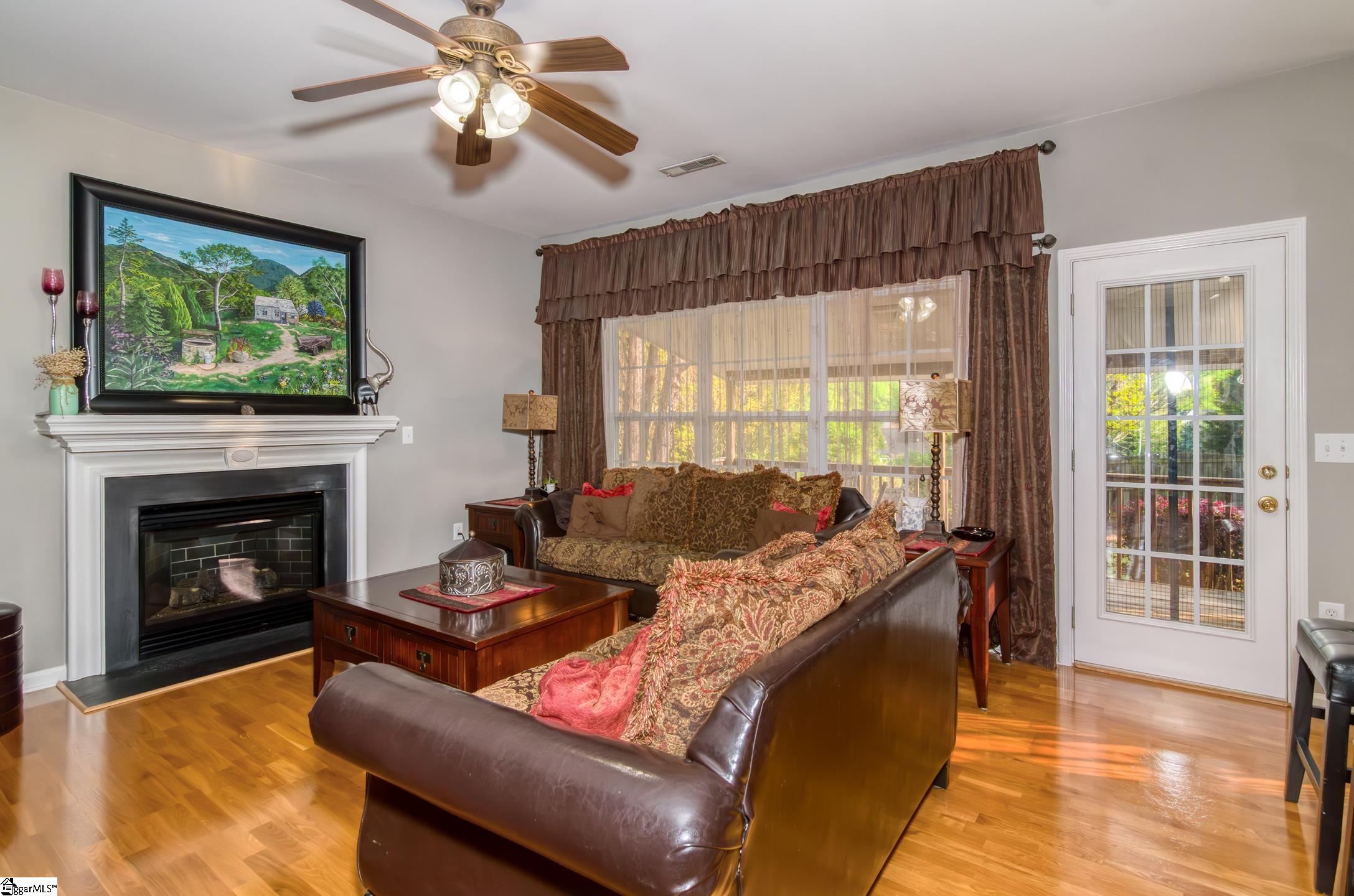 606 Greening Drive Simpsonville, SC 29681