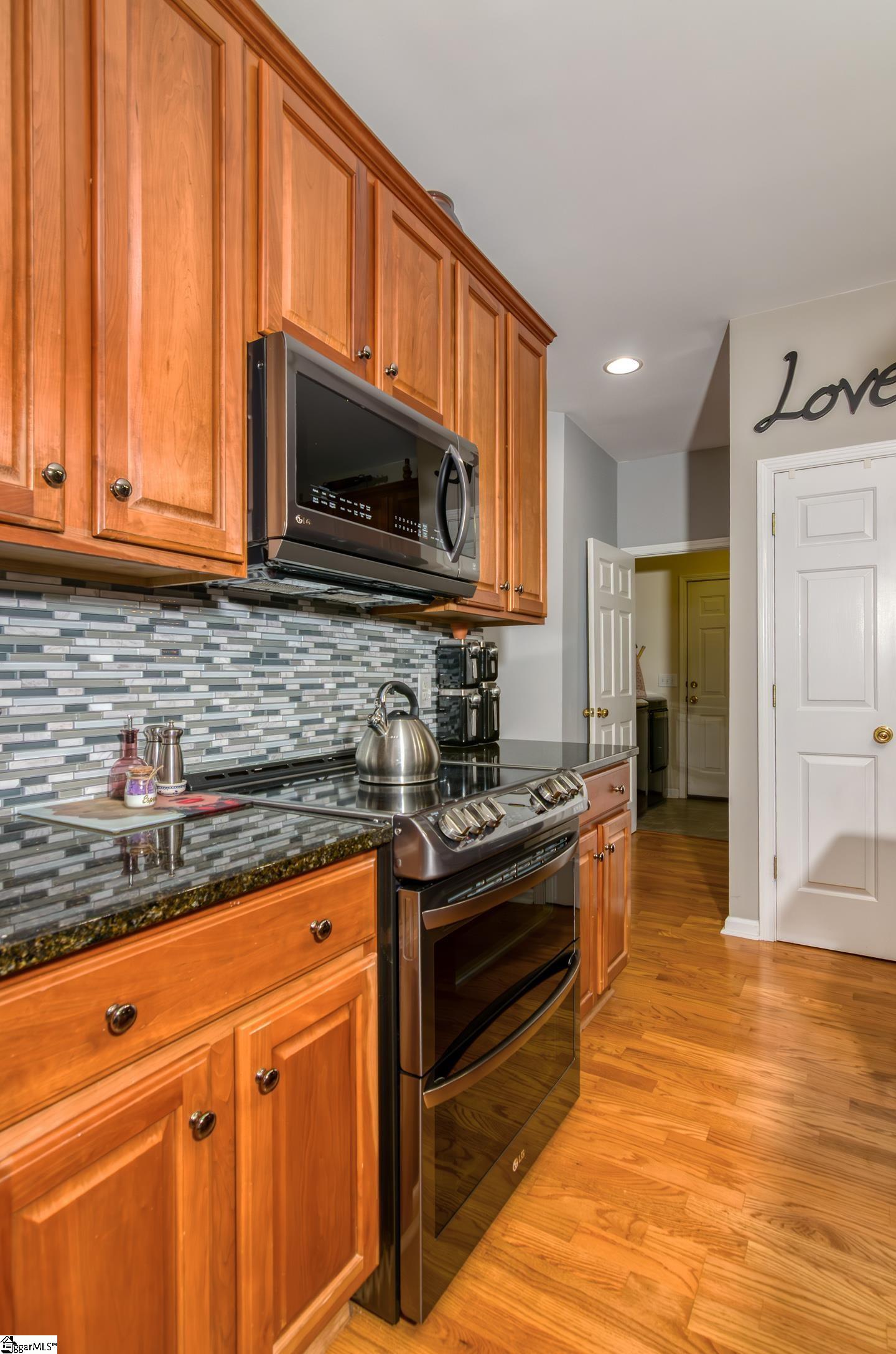 606 Greening Drive Simpsonville, SC 29681