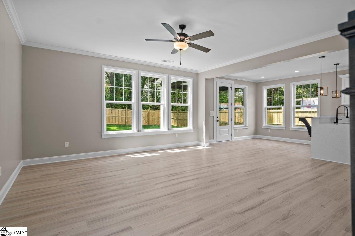 452 Tryon Street Spartanburg, SC 29301