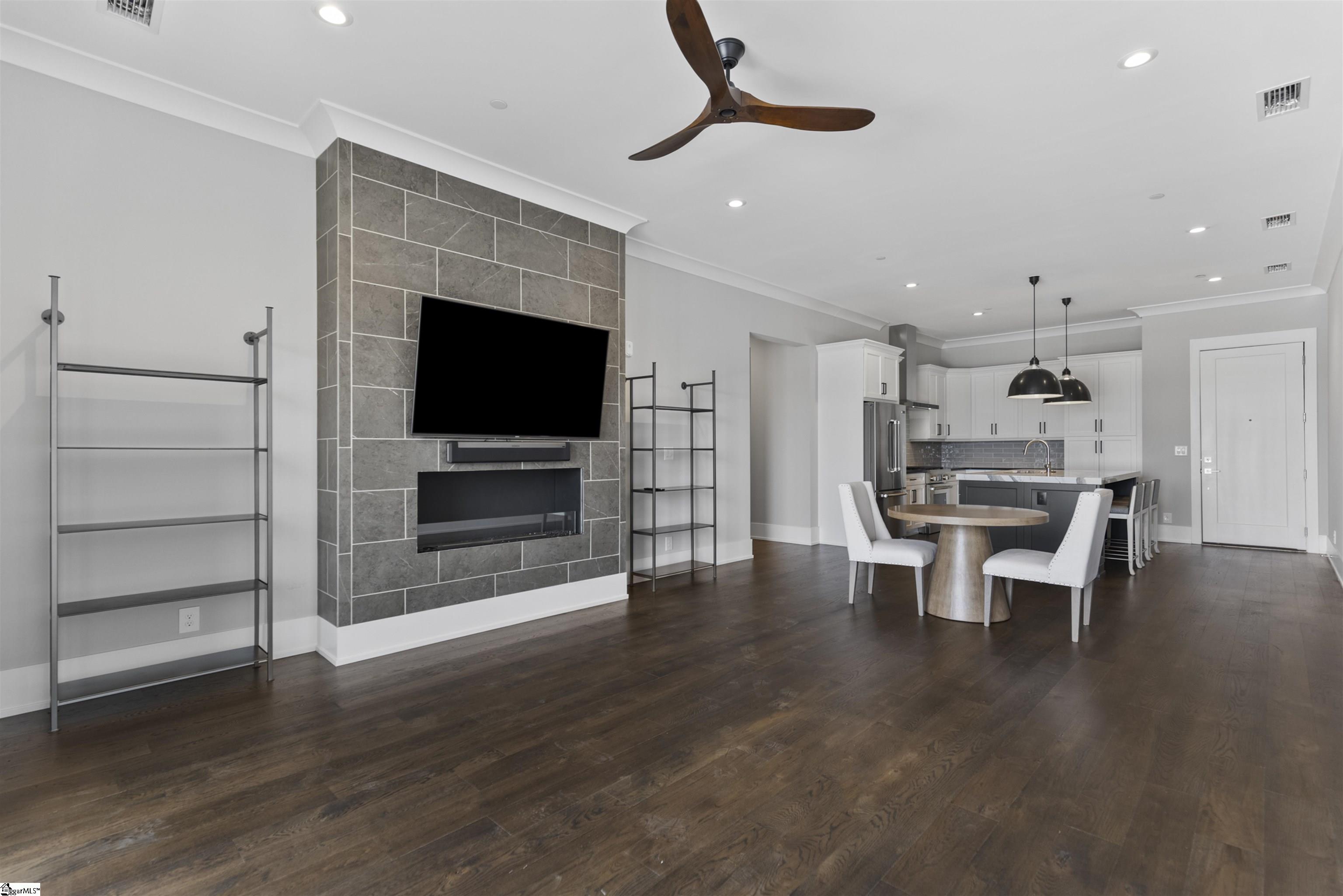 110 N Markley Street UNIT Unit 304 Greenville, SC 29601