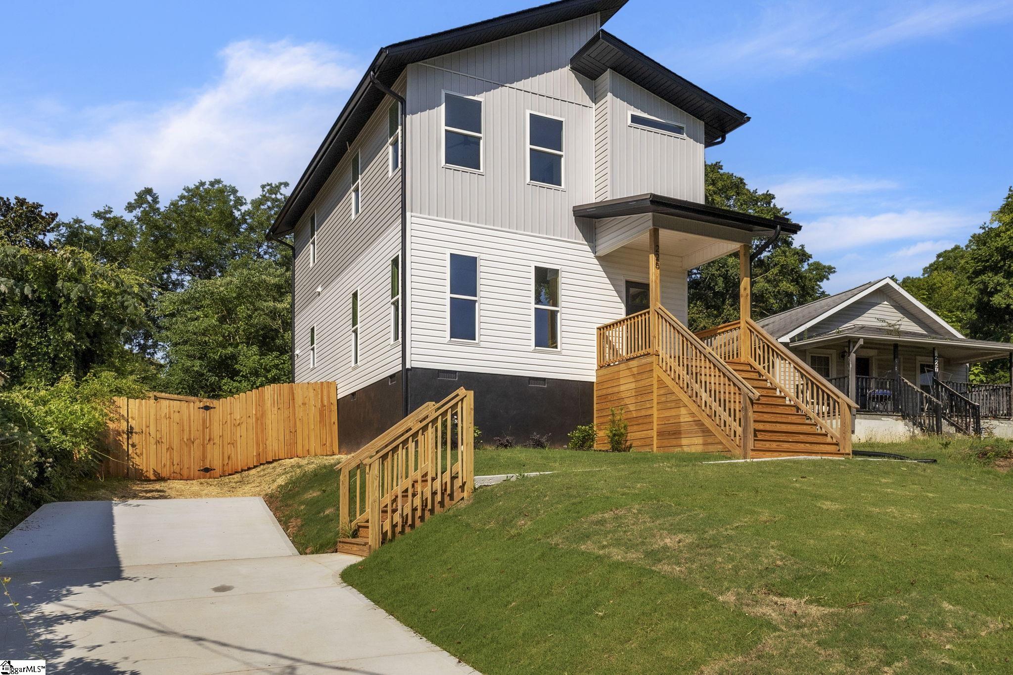 225 Goodrich Street Greenville, SC 29611