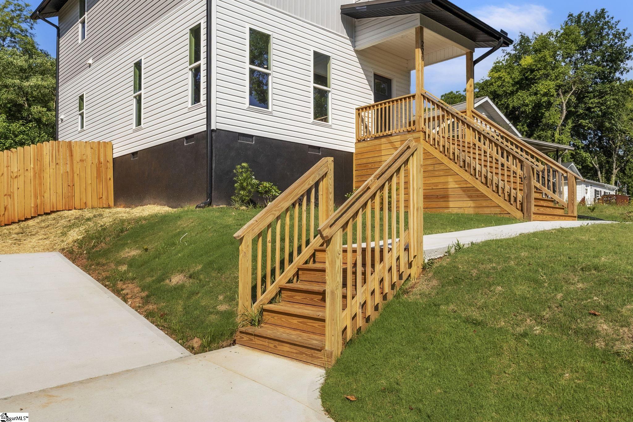 225 Goodrich Street Greenville, SC 29611