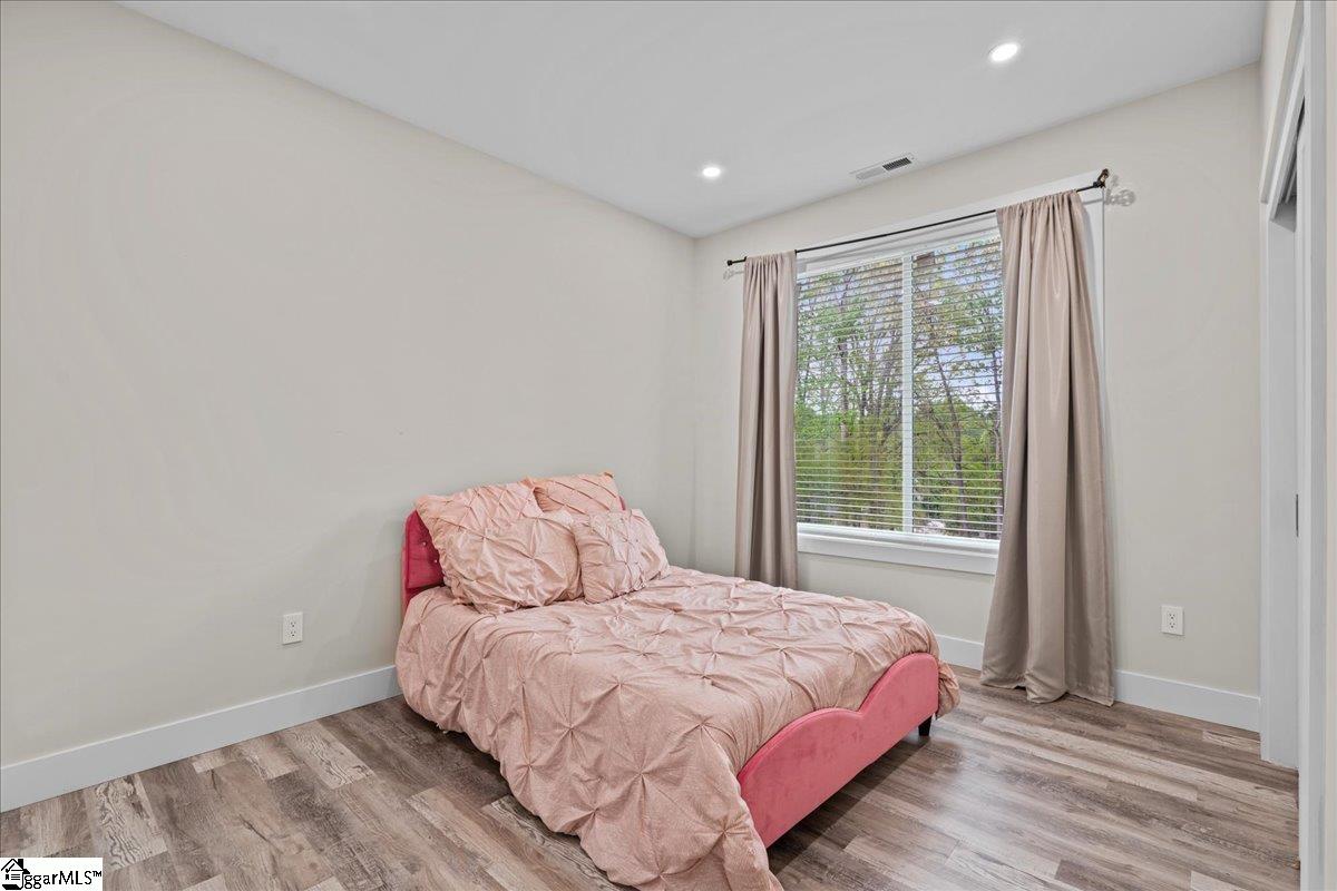 308 Pineridge Drive Spartanburg, SC 29303