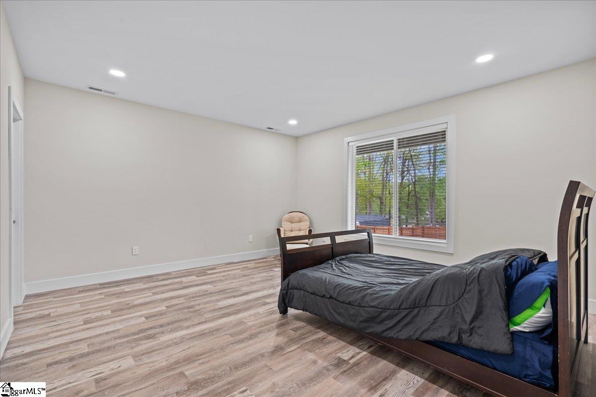 308 Pineridge Drive Spartanburg, SC 29303