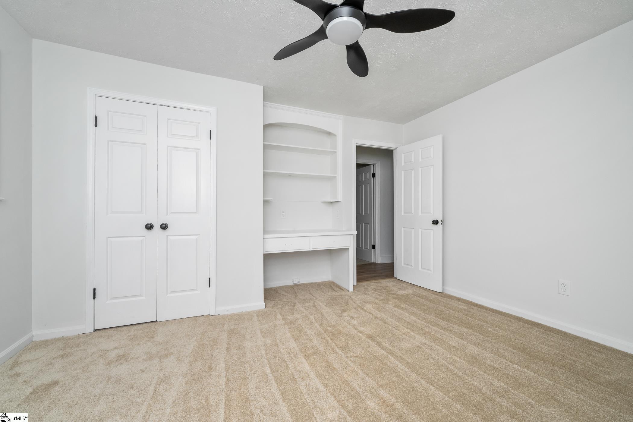 3 Hibourne Court Greenville, SC 29615