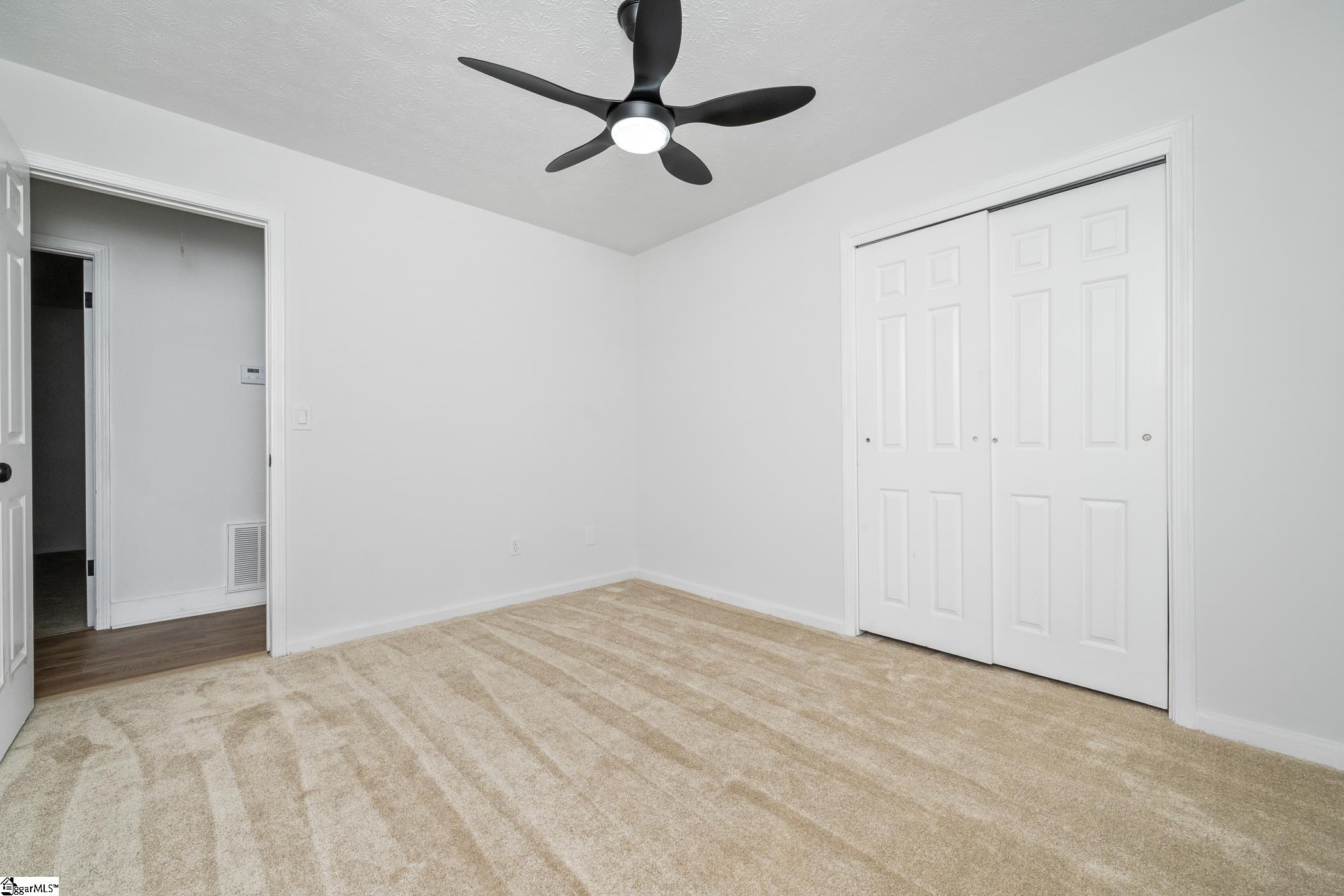 3 Hibourne Court Greenville, SC 29615