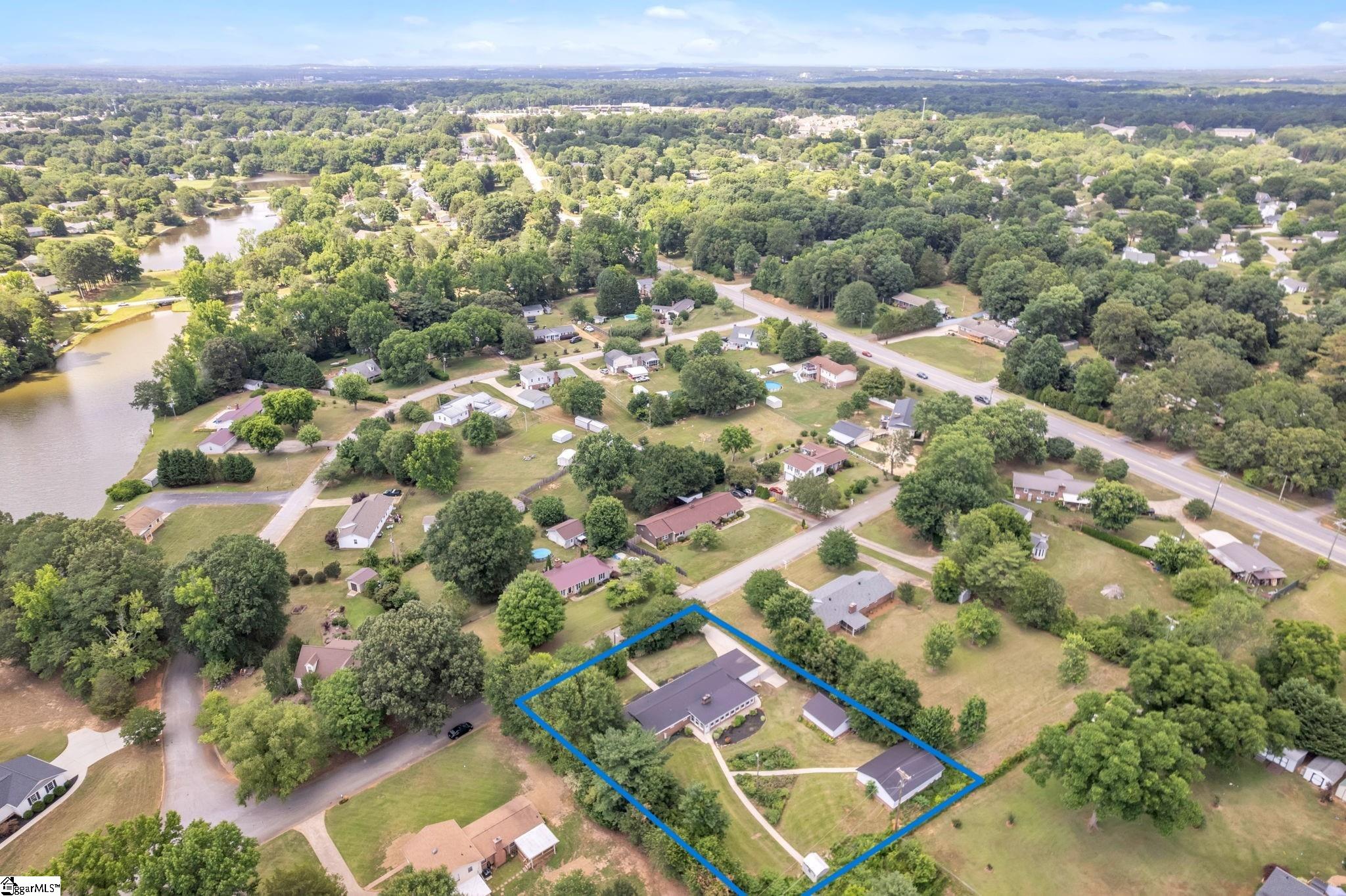 107 Carriage Lane Simpsonville, SC 29681