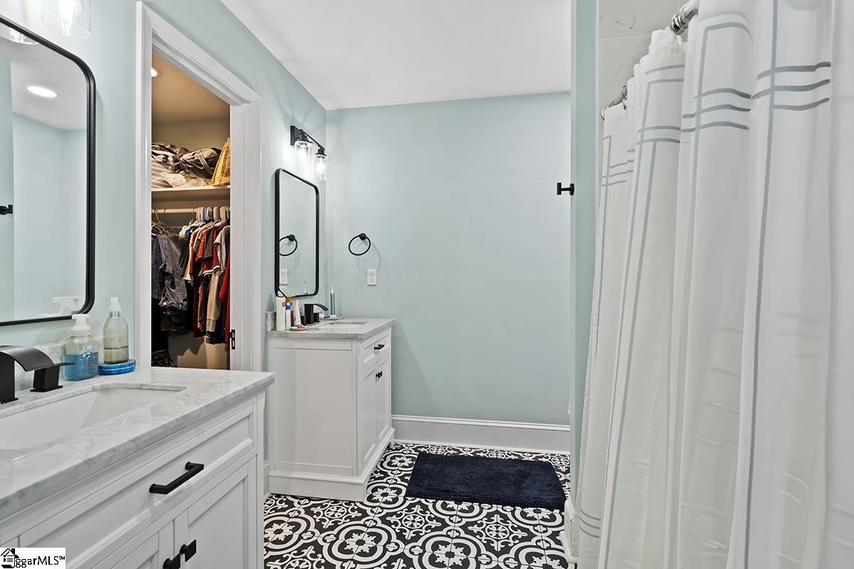 501 N Adair Street Clinton, SC 29325