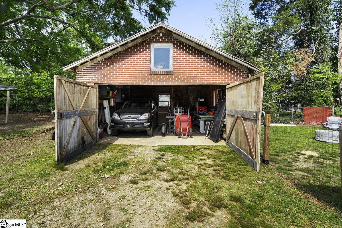 501 N Adair Street Clinton, SC 29325