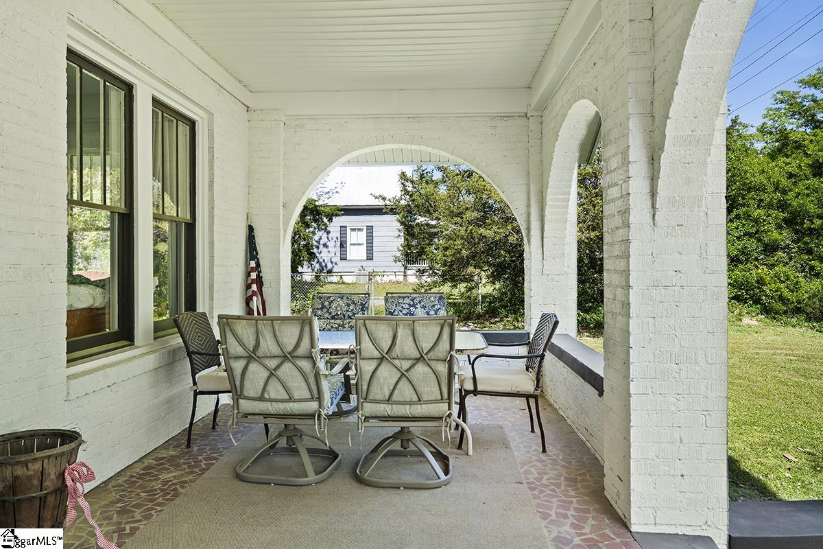 501 N Adair Street Clinton, SC 29325