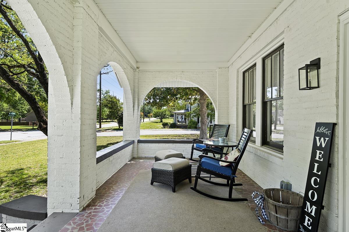 501 N Adair Street Clinton, SC 29325