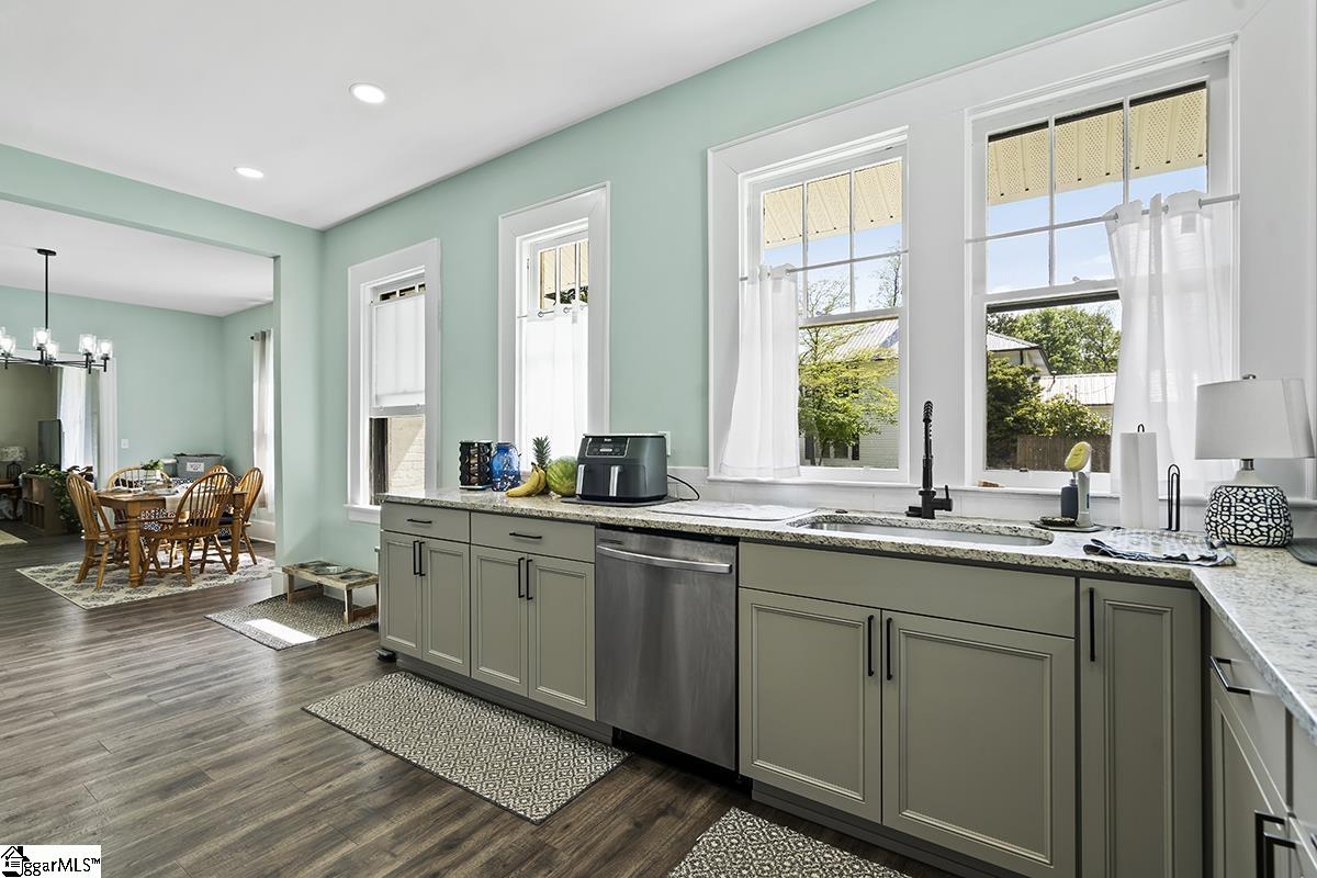 501 N Adair Street Clinton, SC 29325