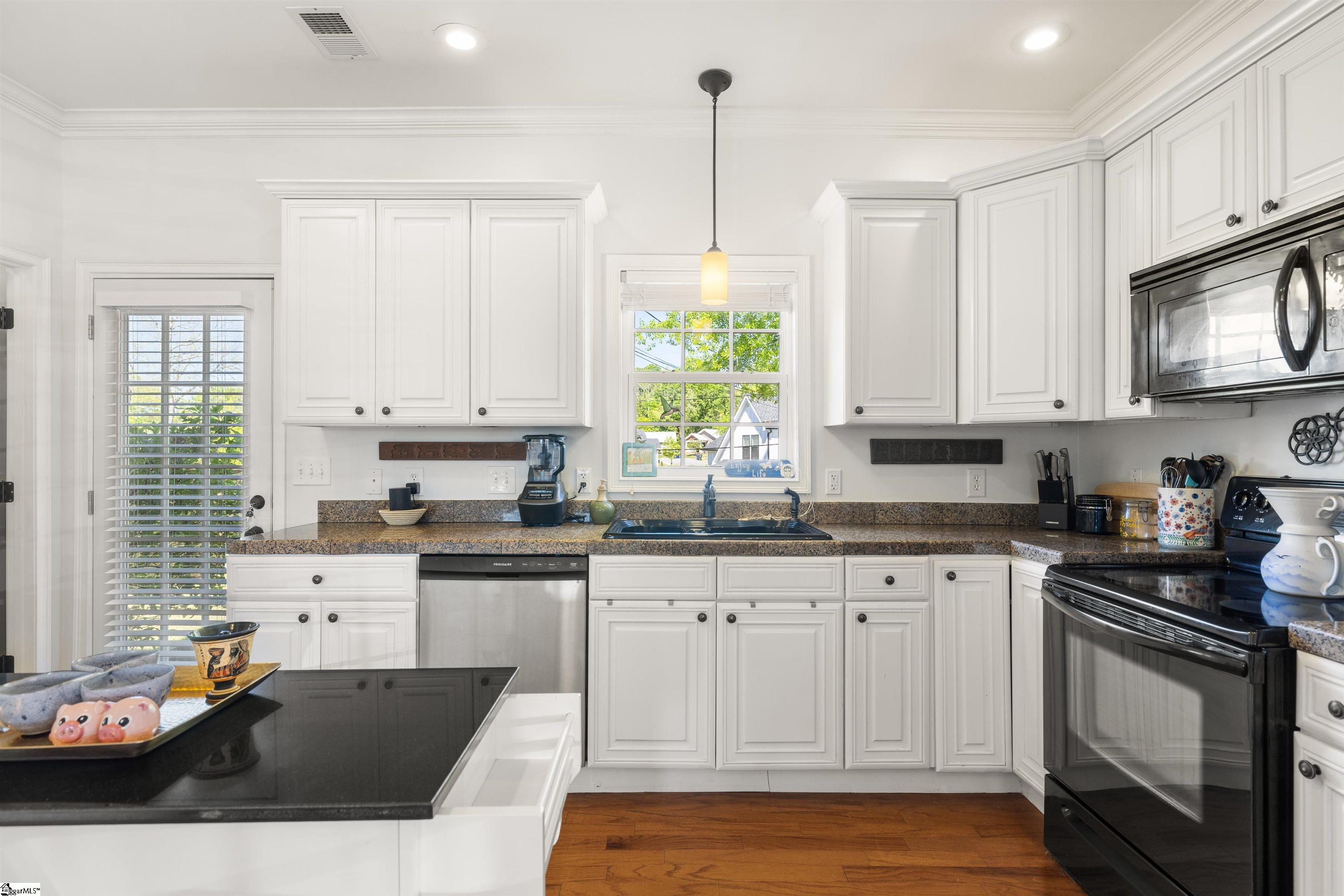 504 Anderson Street Greenville, SC 29601