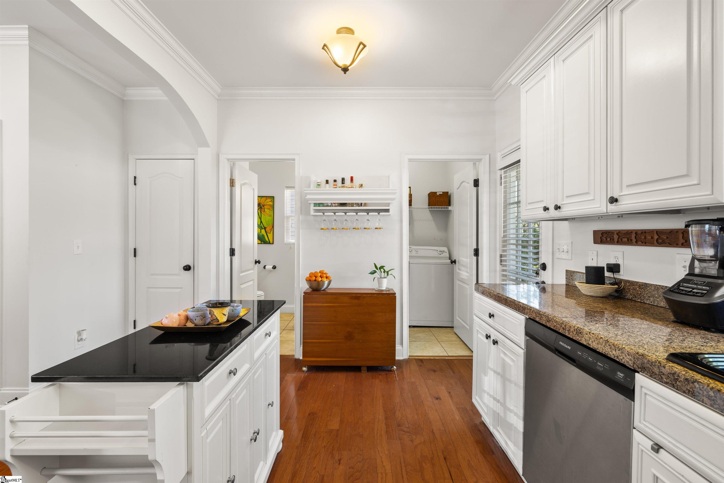 504 Anderson Street Greenville, SC 29601