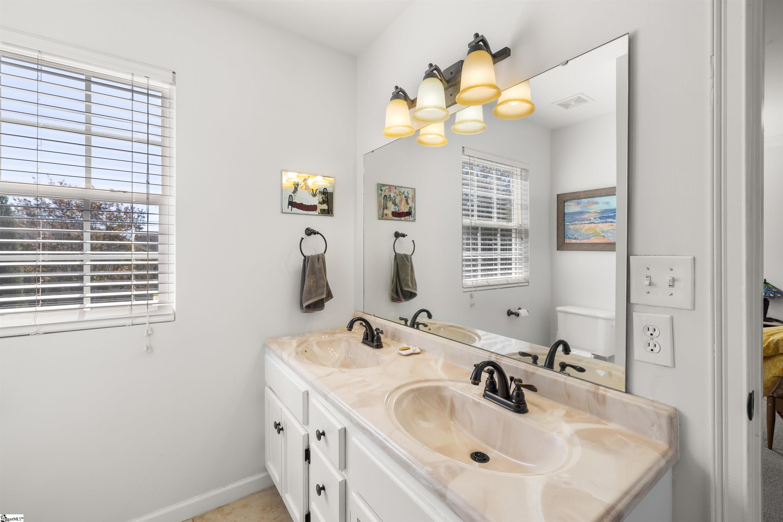 504 Anderson Street Greenville, SC 29601