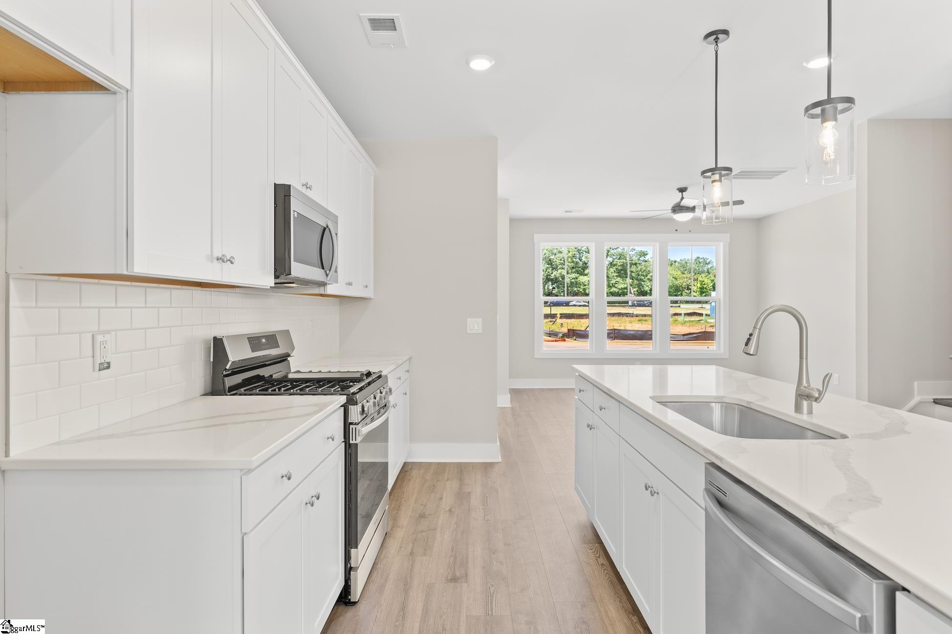 34 Dean Pleasant Drive Greenville, SC 29607