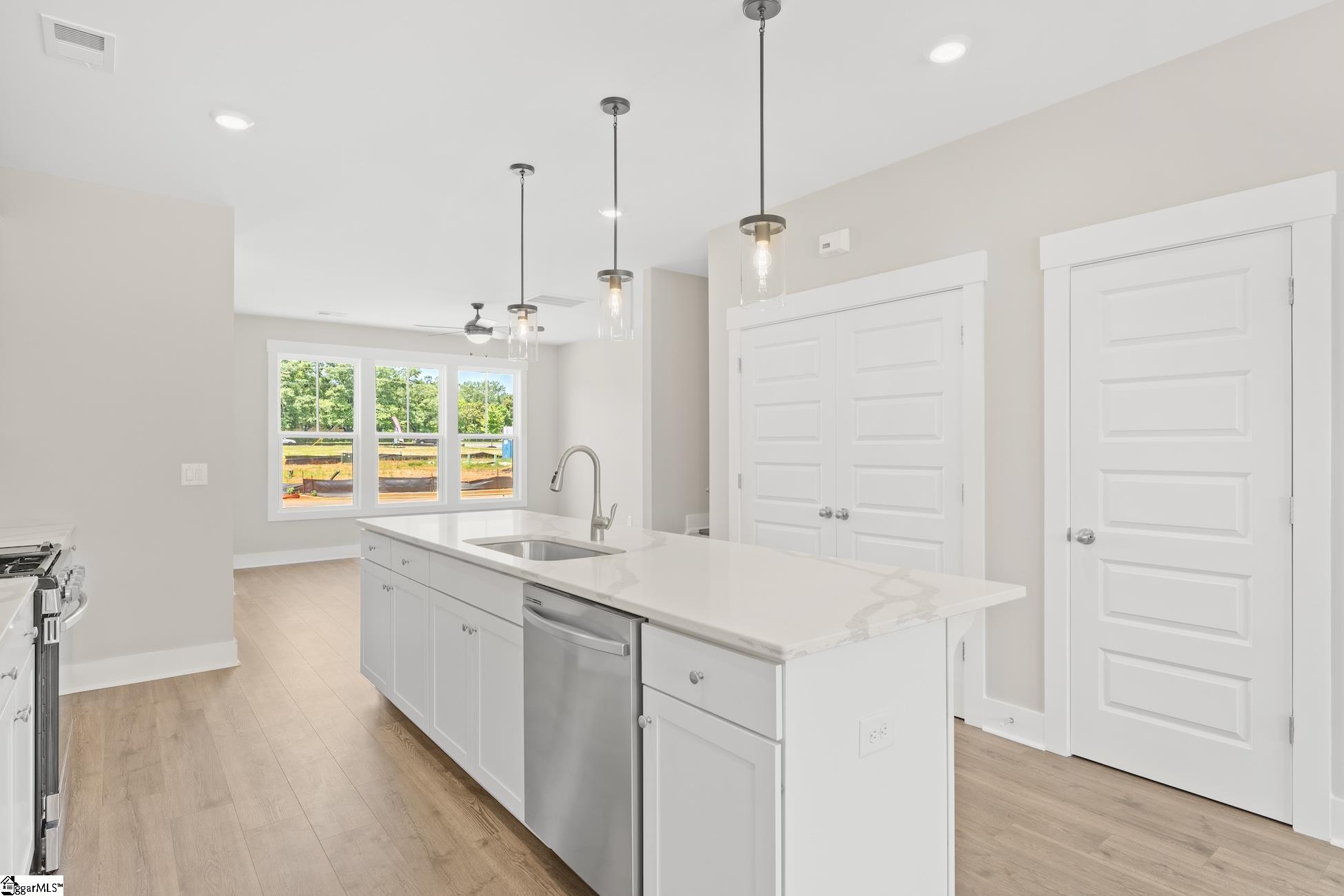 34 Dean Pleasant Drive Greenville, SC 29607