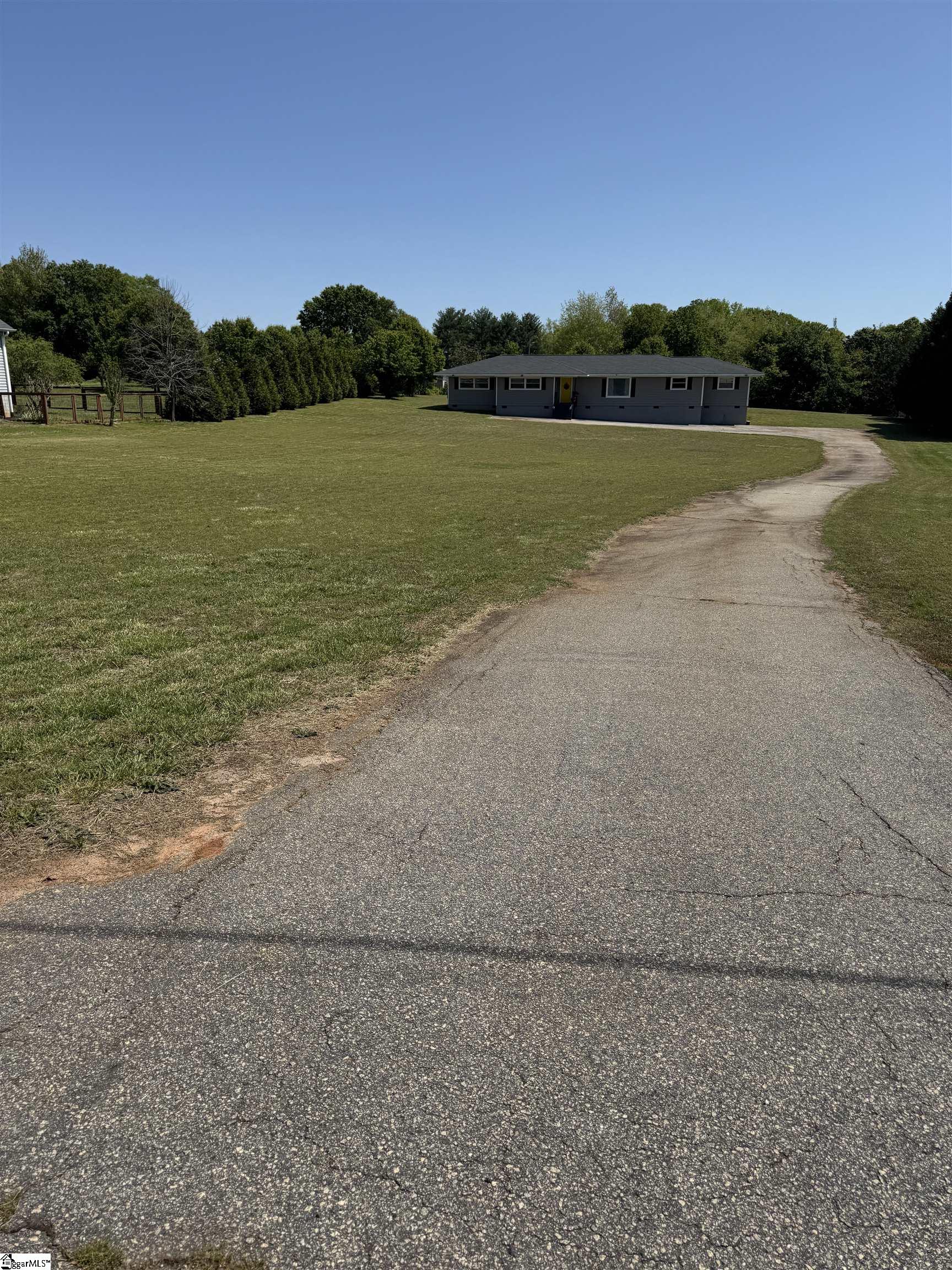 135 Lowe Road Piedmont, SC 29673