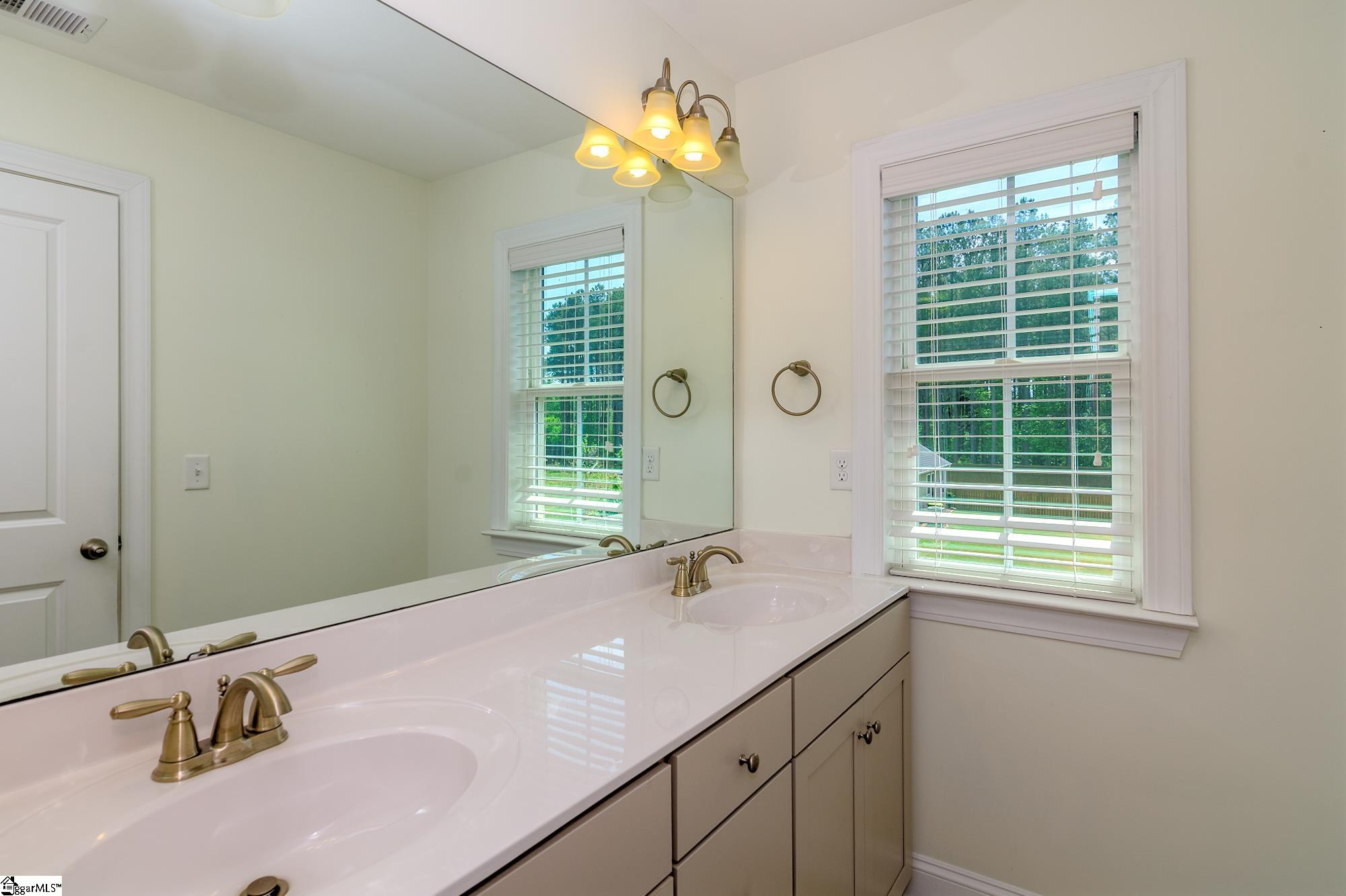 305 Timberland Way Piedmont, SC 29673