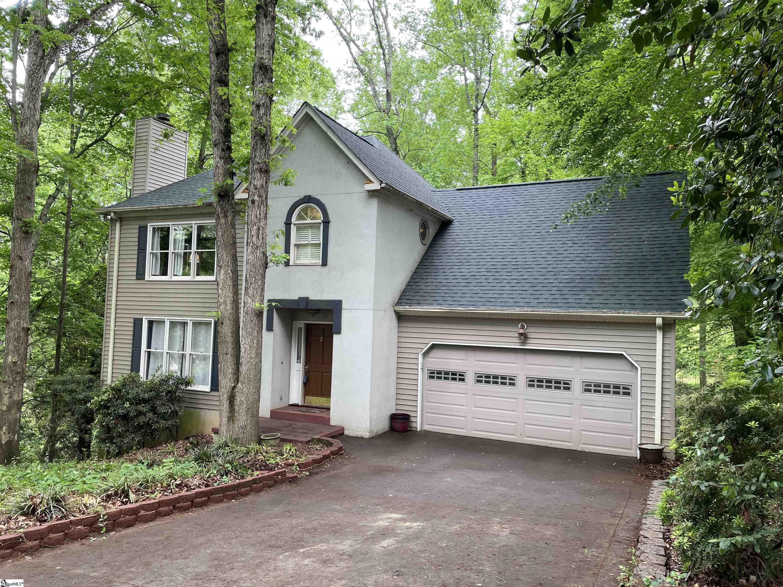 2 Cobblestone Court
