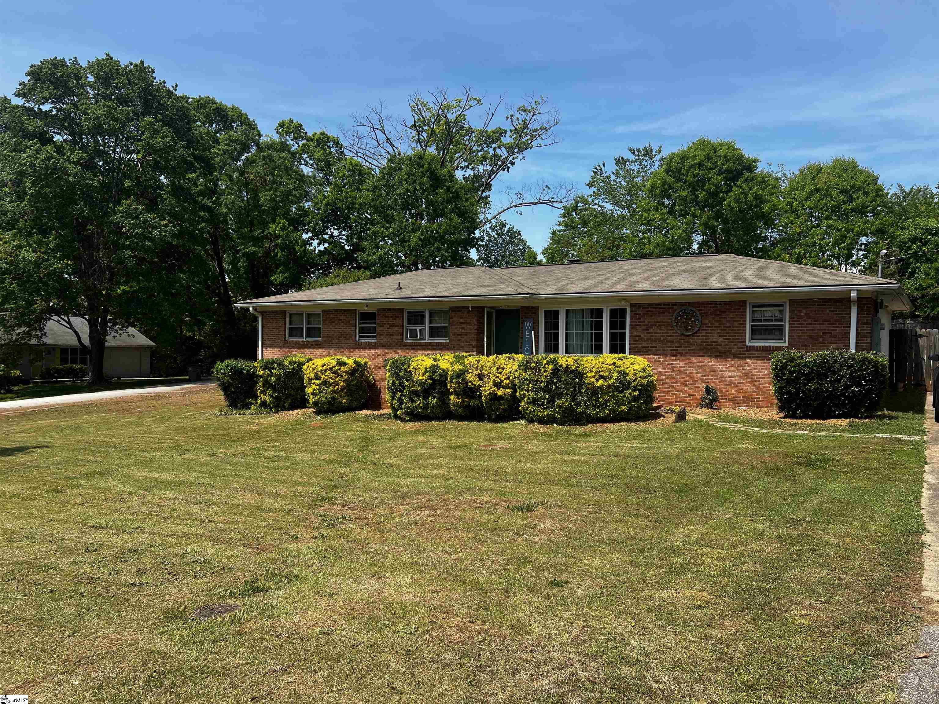 106 Pueblo Drive Greenville, SC 29617