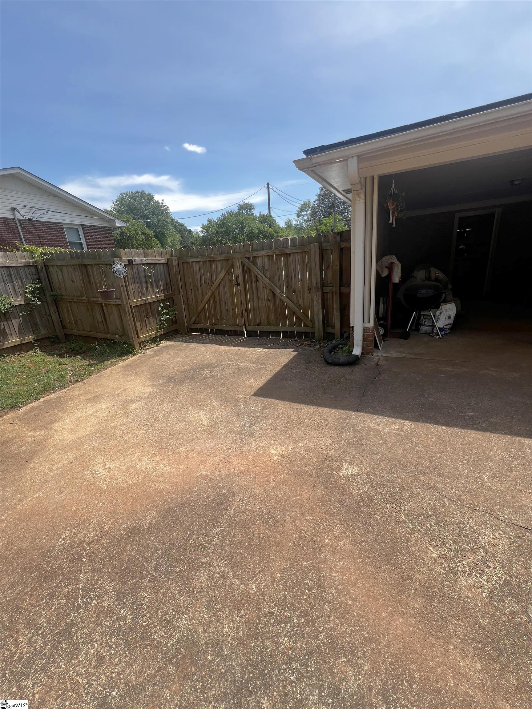106 Pueblo Drive Greenville, SC 29617