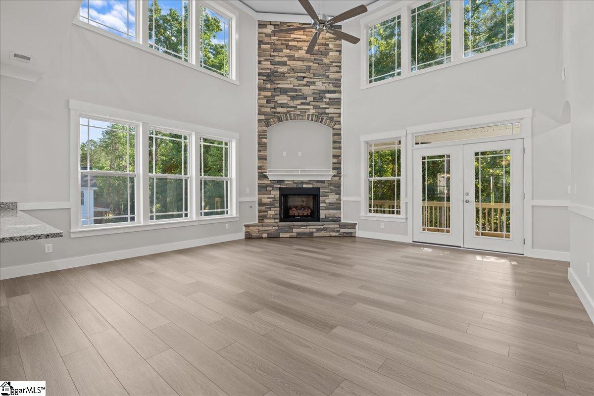 100 Double Crest Drive Taylors, SC 29687