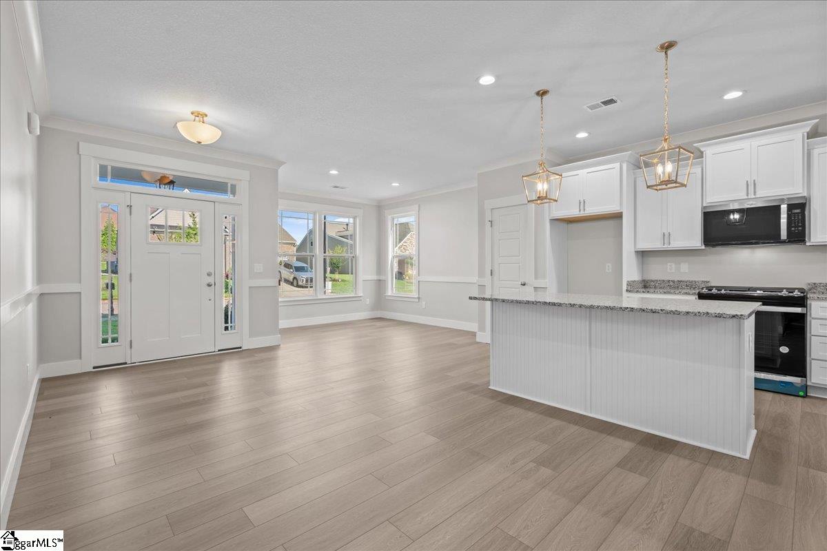 100 Double Crest Drive Taylors, SC 29687