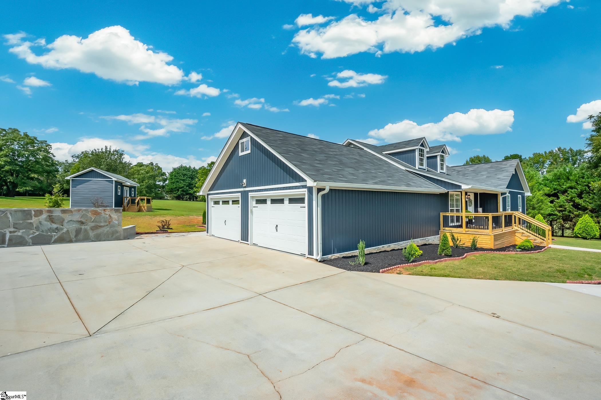 1174 Brockman McClimon Road Greer, SC 29651