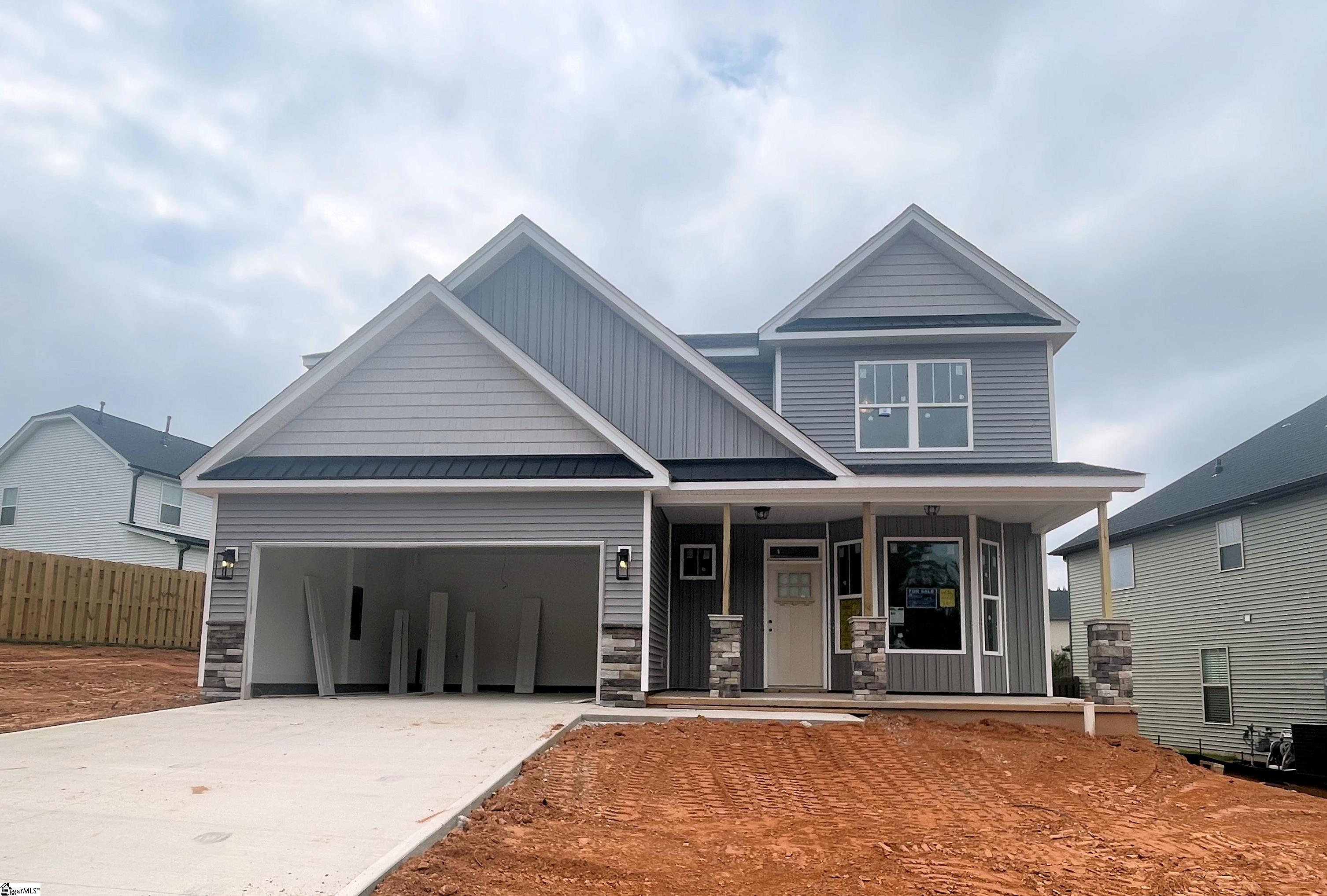 331 River Trace Loop Simpsonville, SC 29680