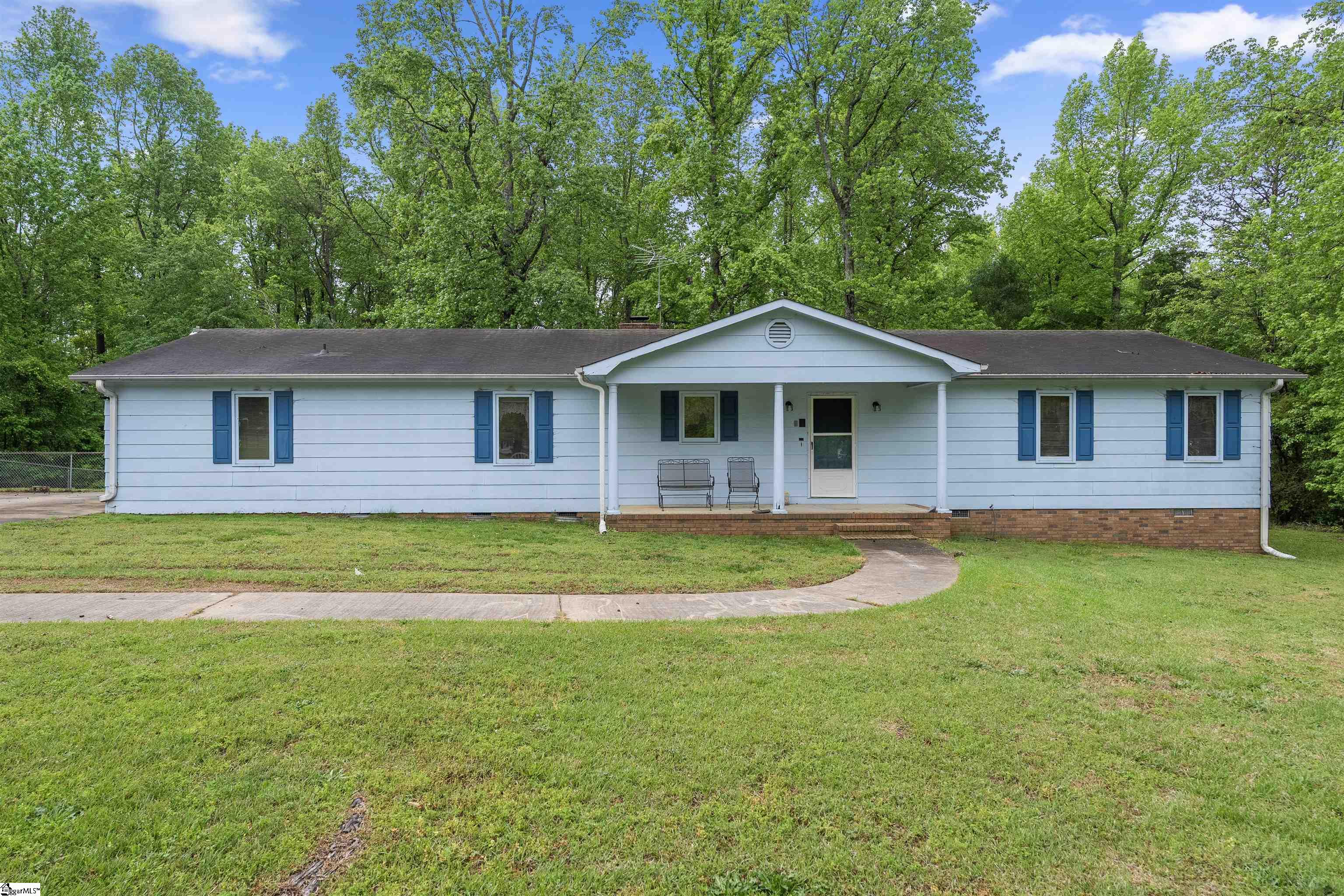 222 Mason Drive Inman, SC 29349