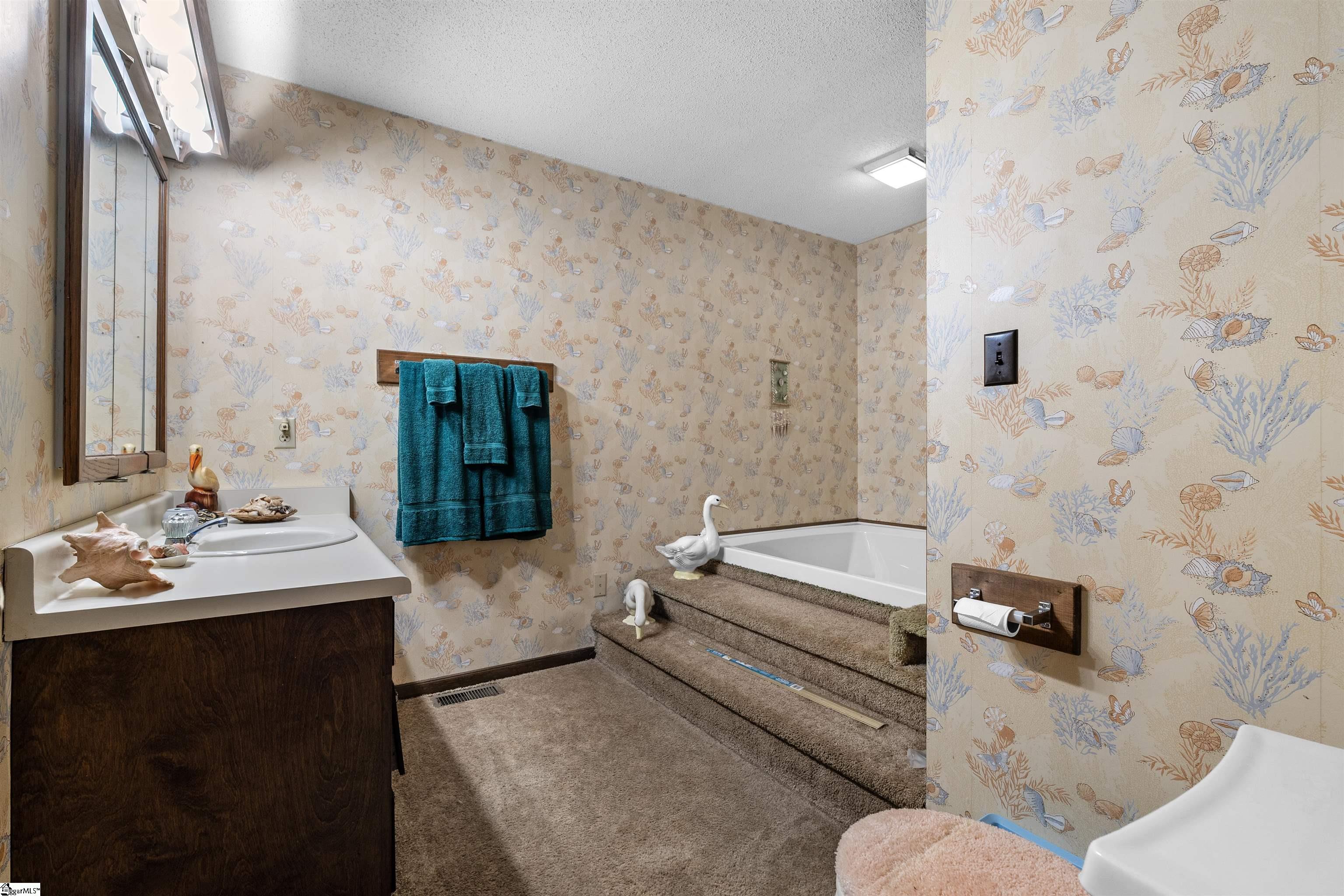222 Mason Drive Inman, SC 29349