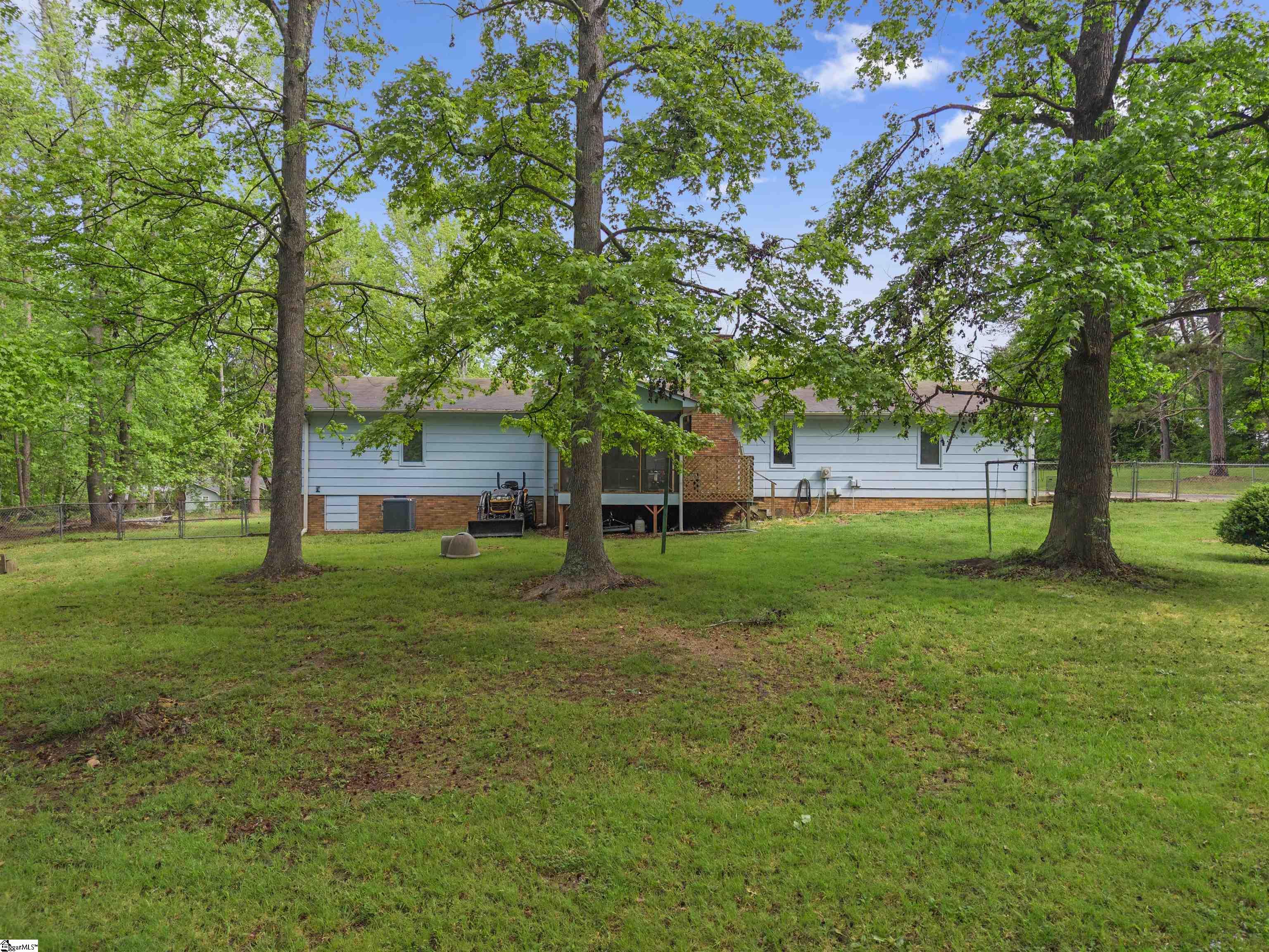 222 Mason Drive Inman, SC 29349
