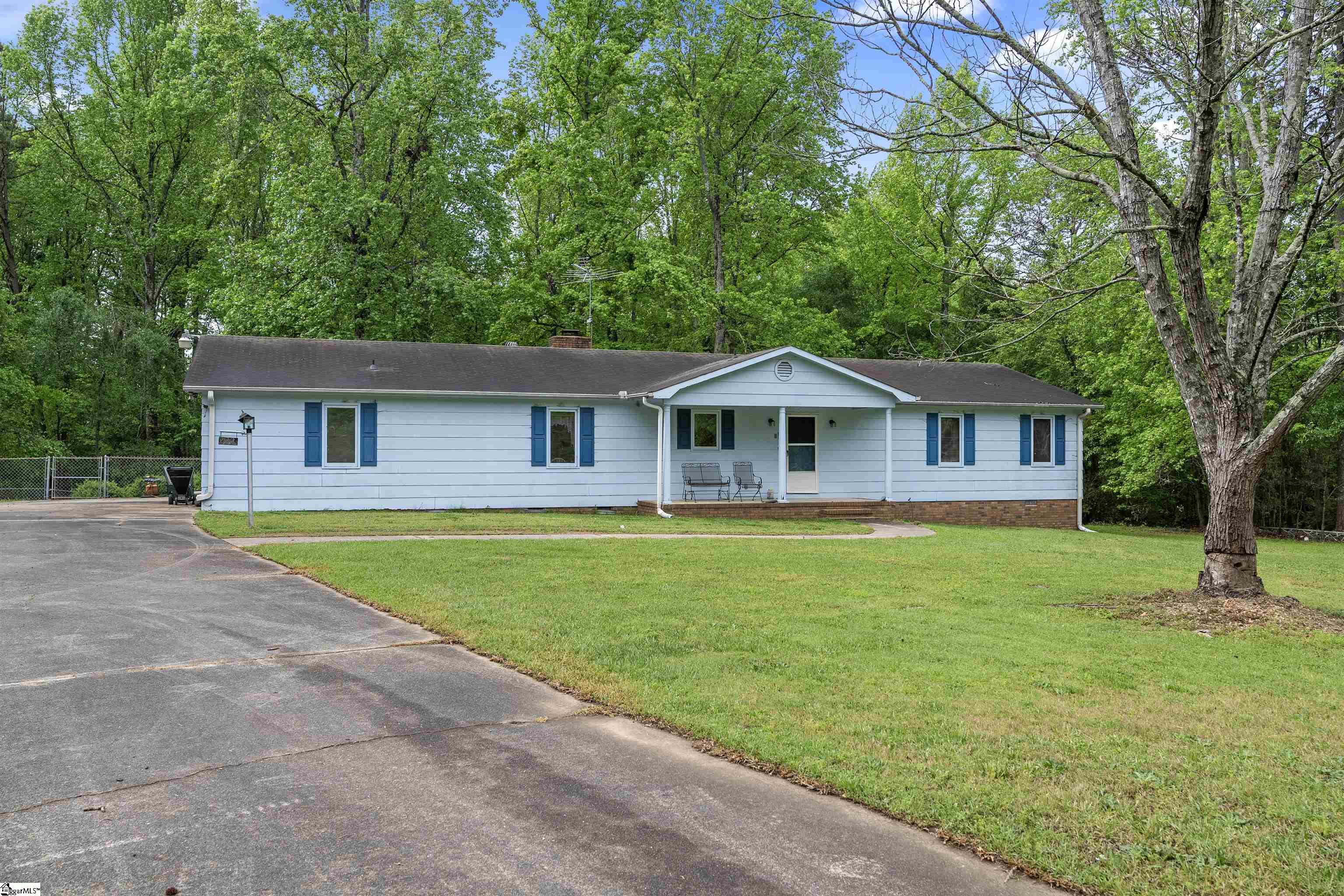 222 Mason Drive Inman, SC 29349