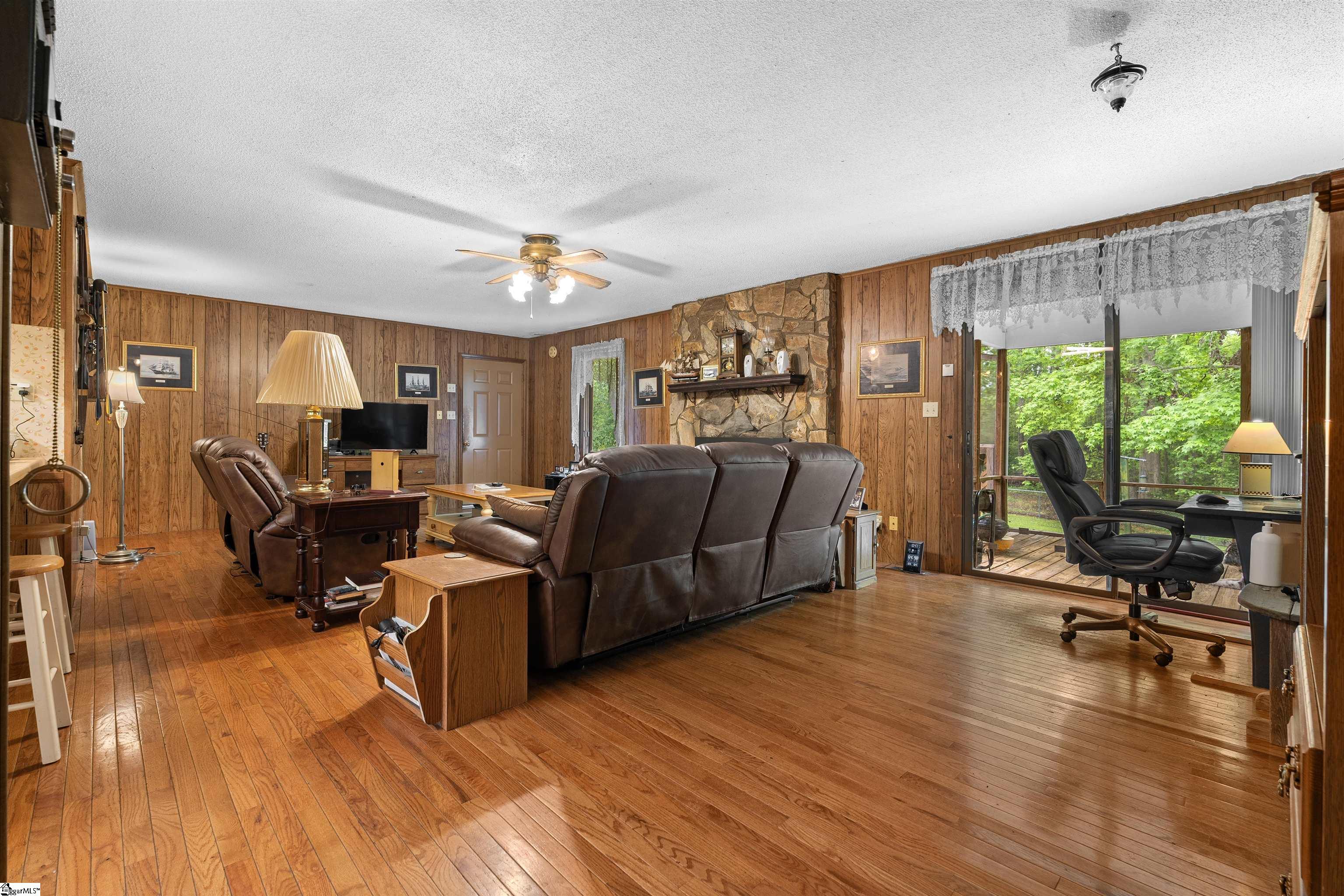 222 Mason Drive Inman, SC 29349