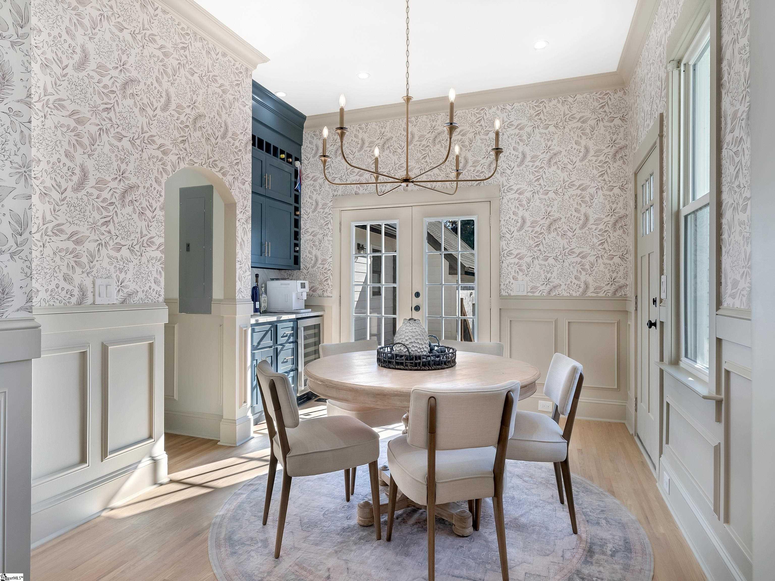 126 James Street Greenville, SC 29609