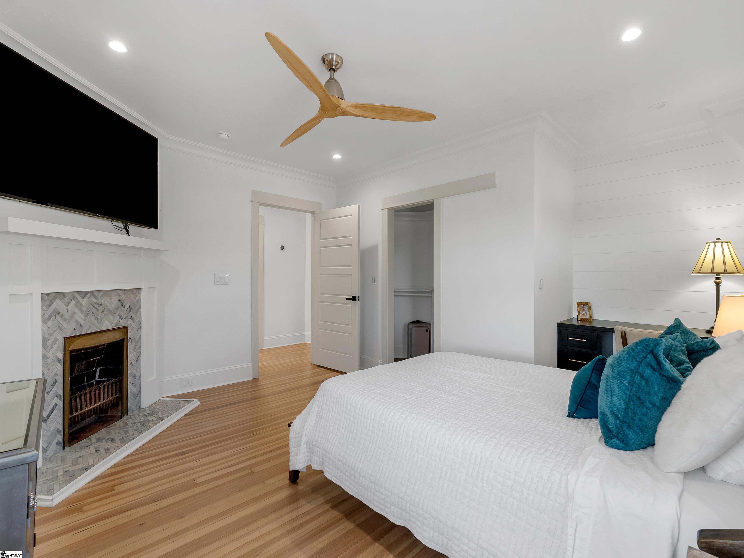 126 James Street Greenville, SC 29609